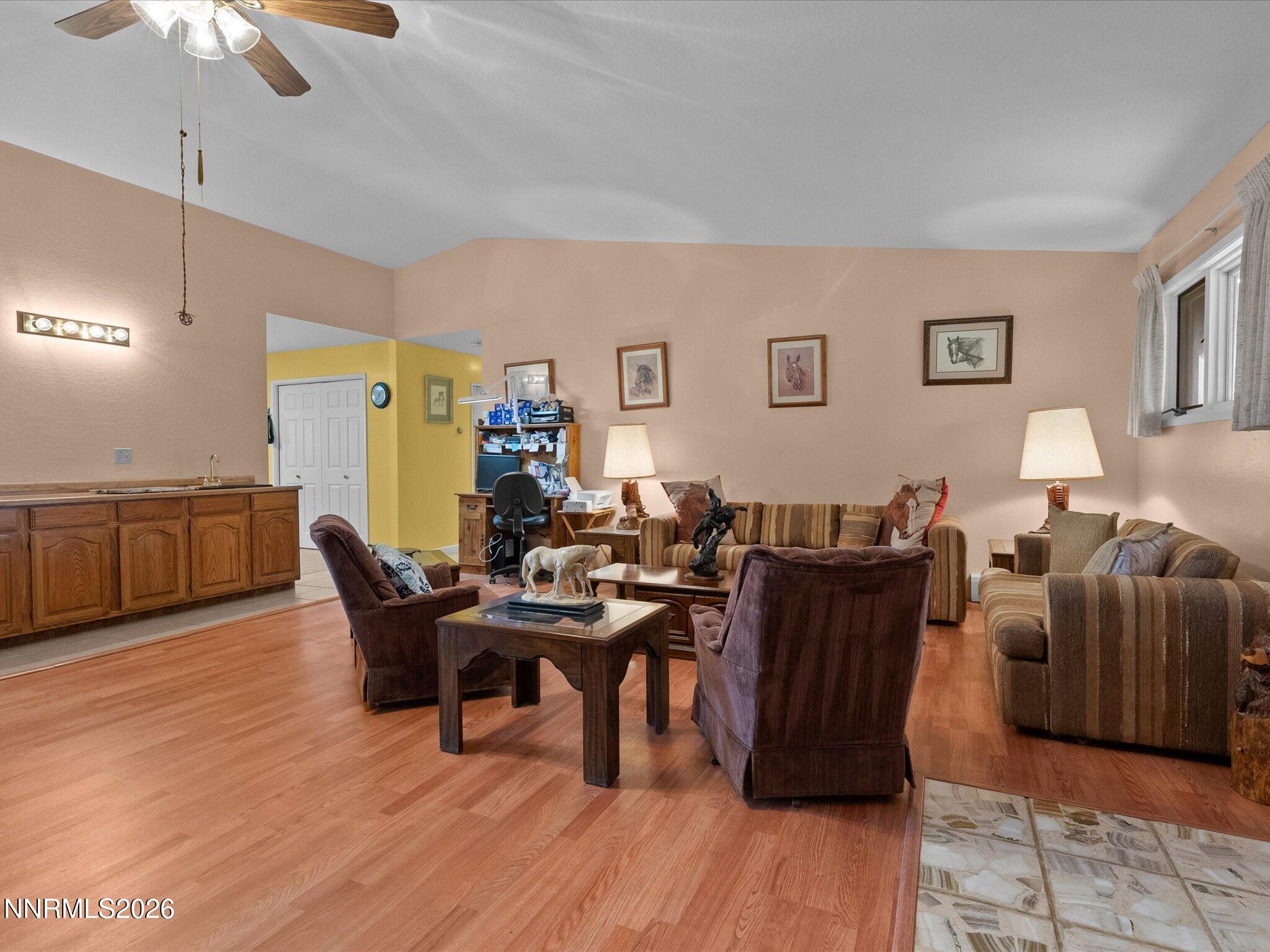 16500 Pyramid Highway Property Photo 32