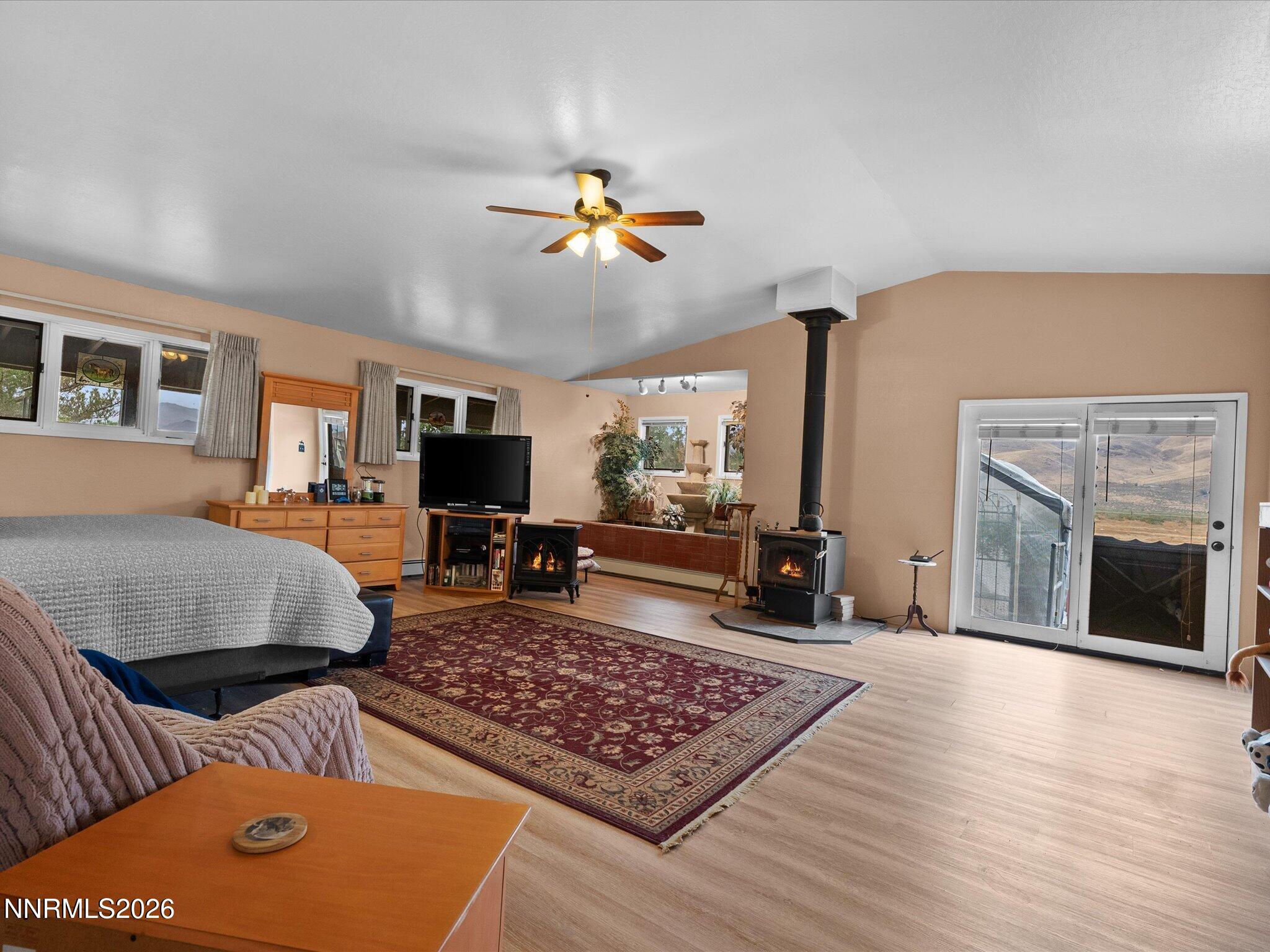 16500 Pyramid Highway Property Photo 34