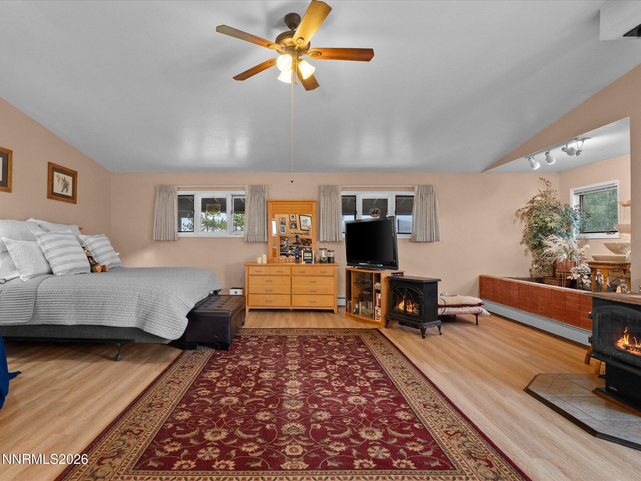 16500 Pyramid Highway Property Photo 35