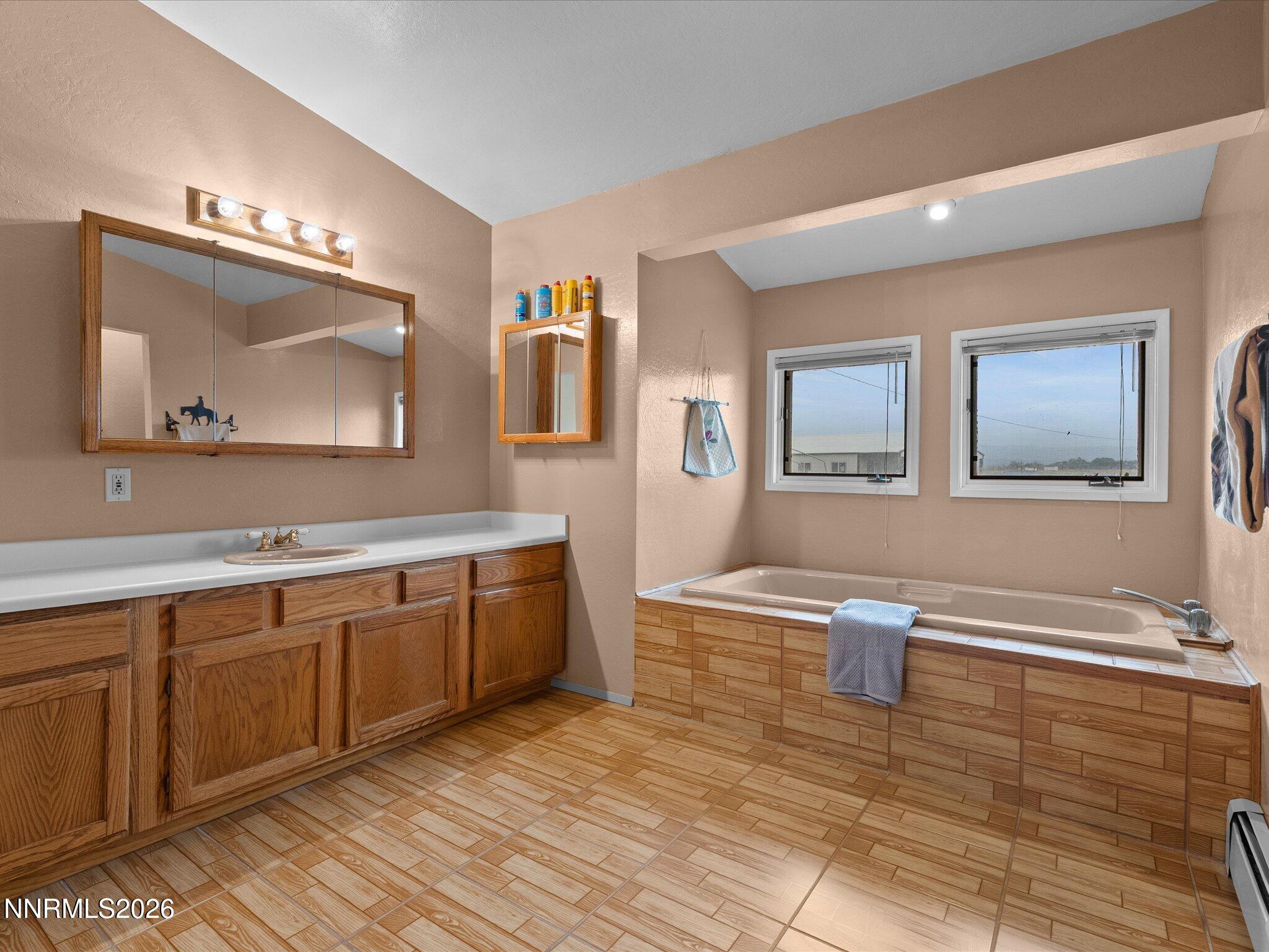 16500 Pyramid Highway Property Photo 38