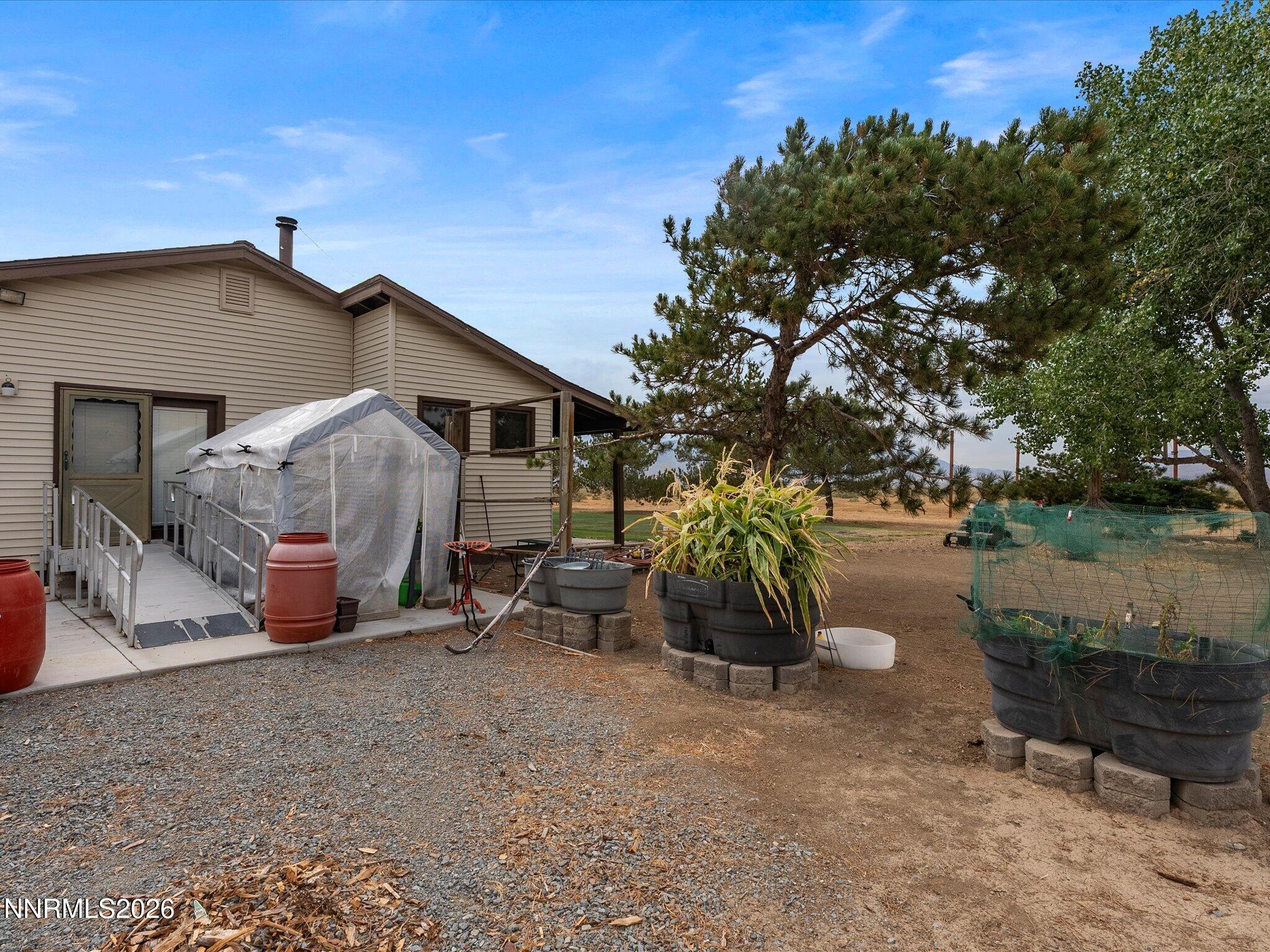 16500 Pyramid Highway Property Photo 55