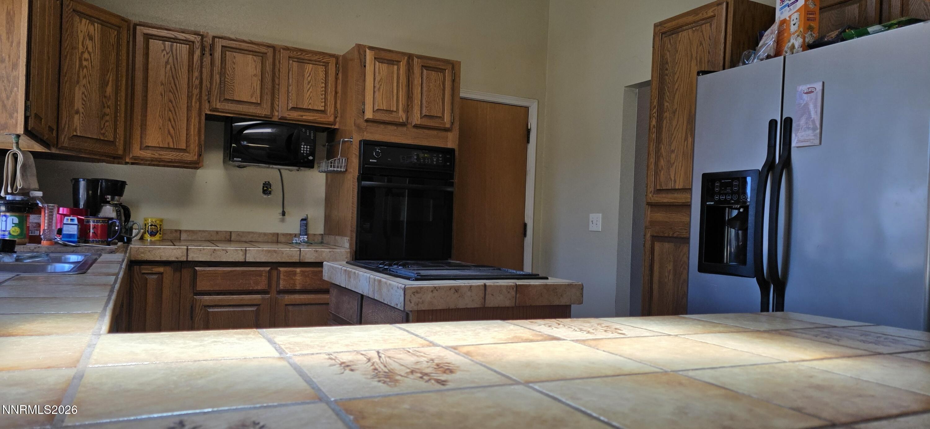 2140 Wildflower Drive Property Photo 7