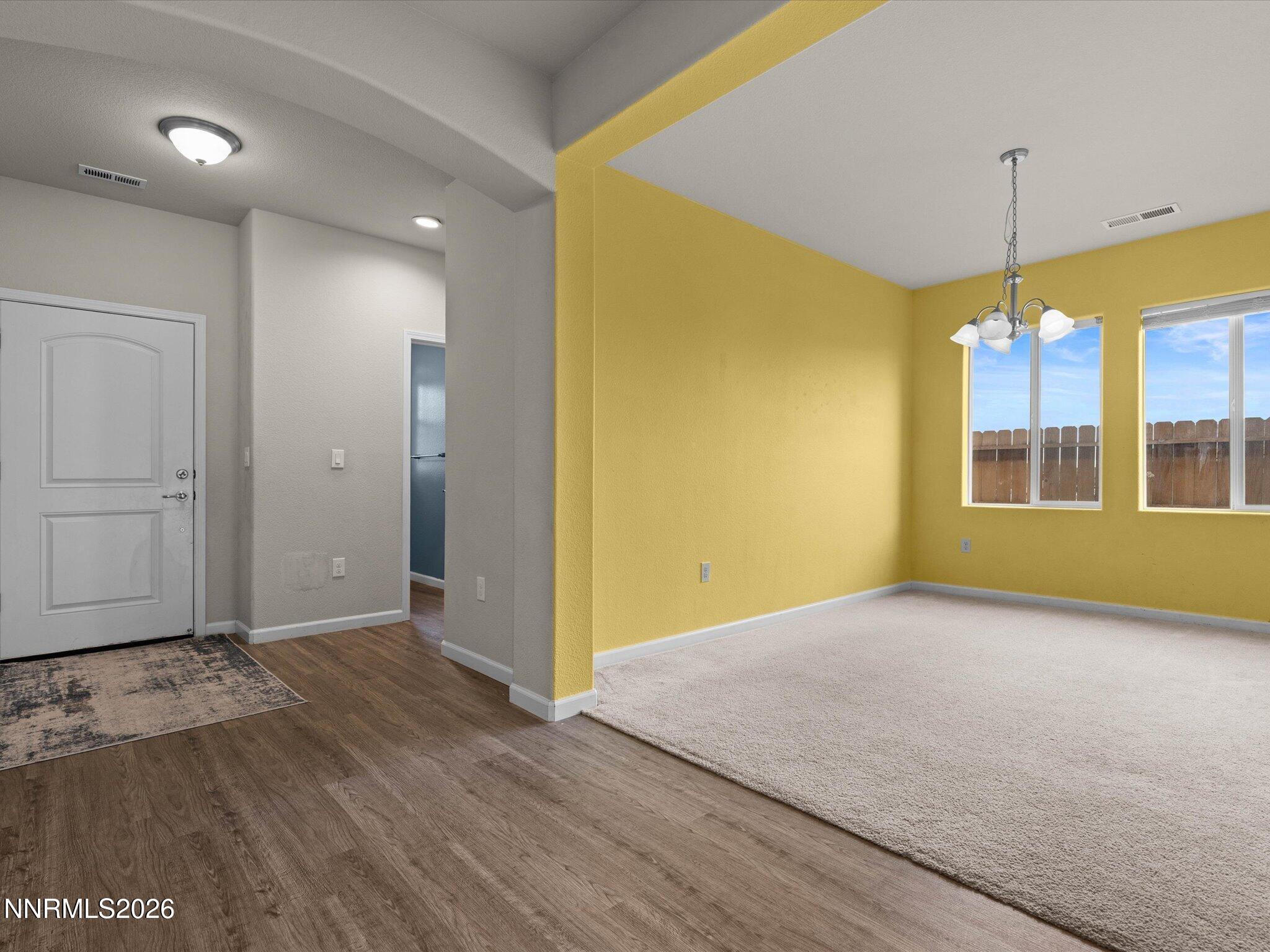 189 Walnut Court Property Photo 5