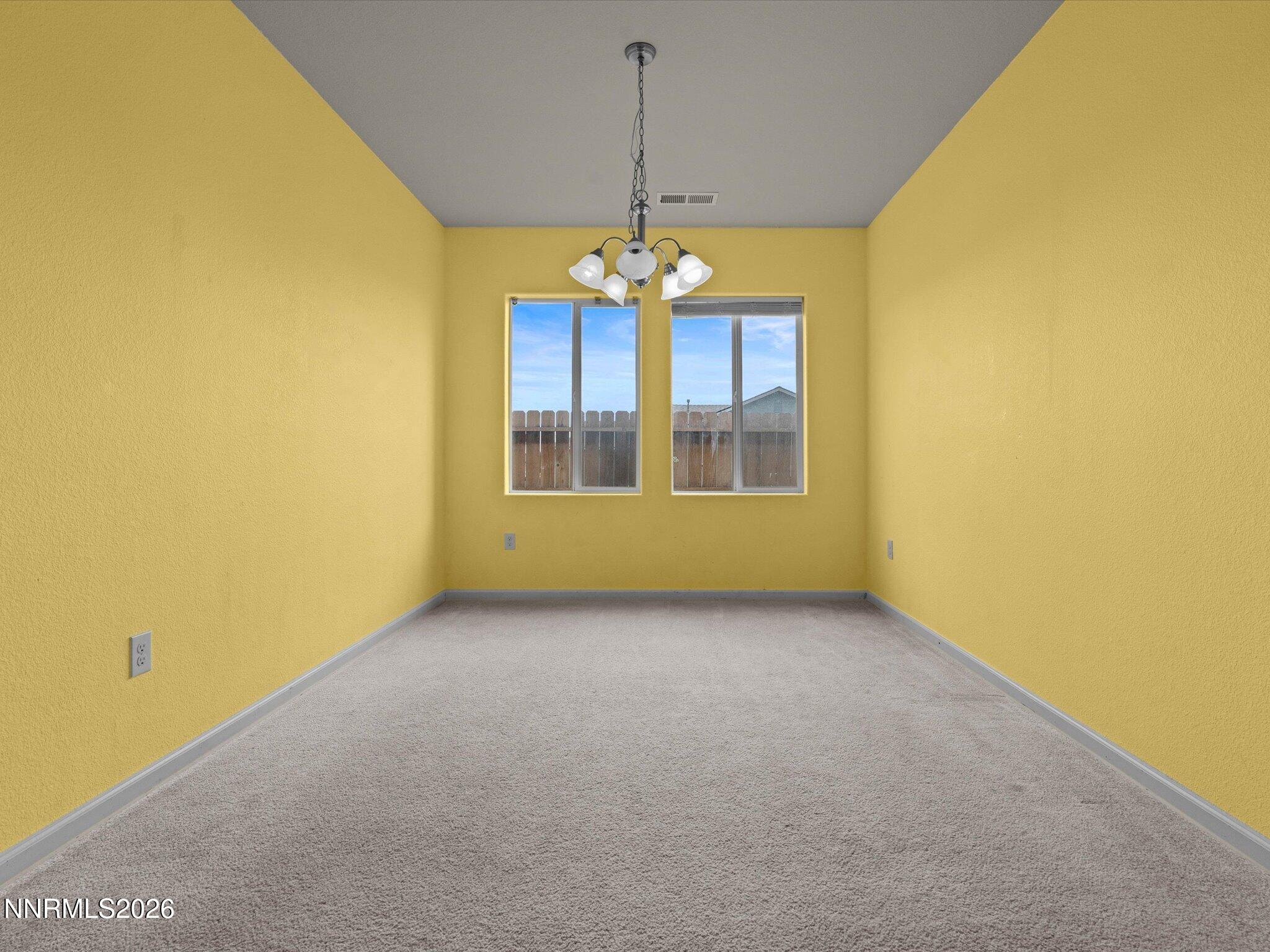 189 Walnut Court Property Photo 7