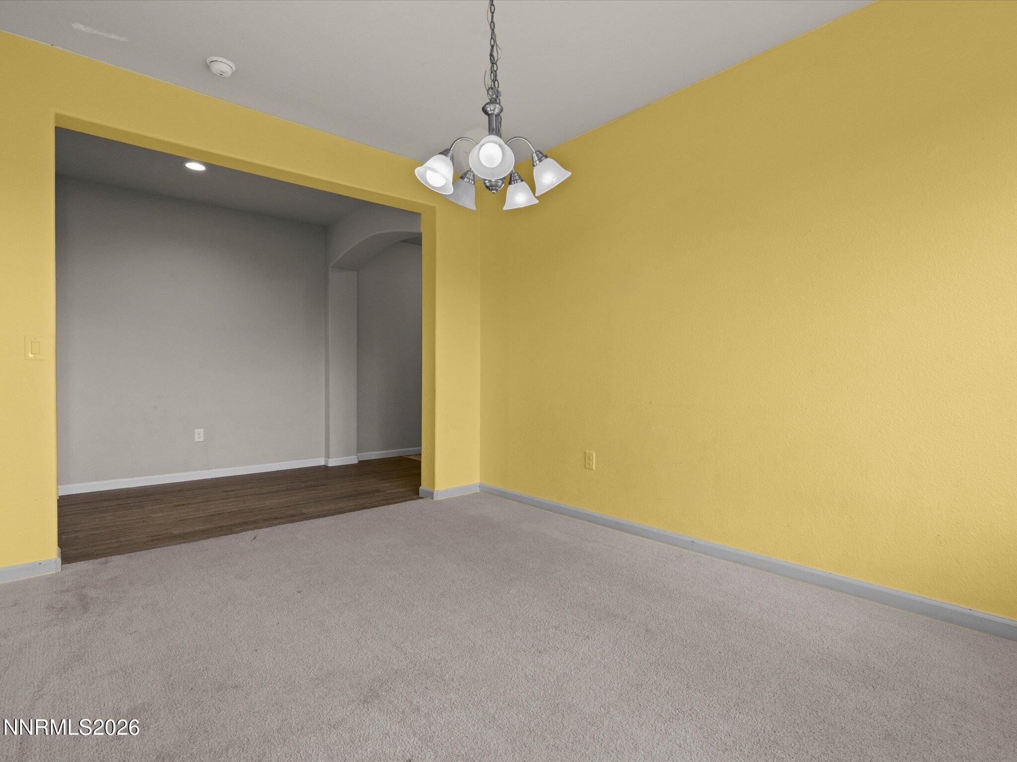 189 Walnut Court Property Photo 8