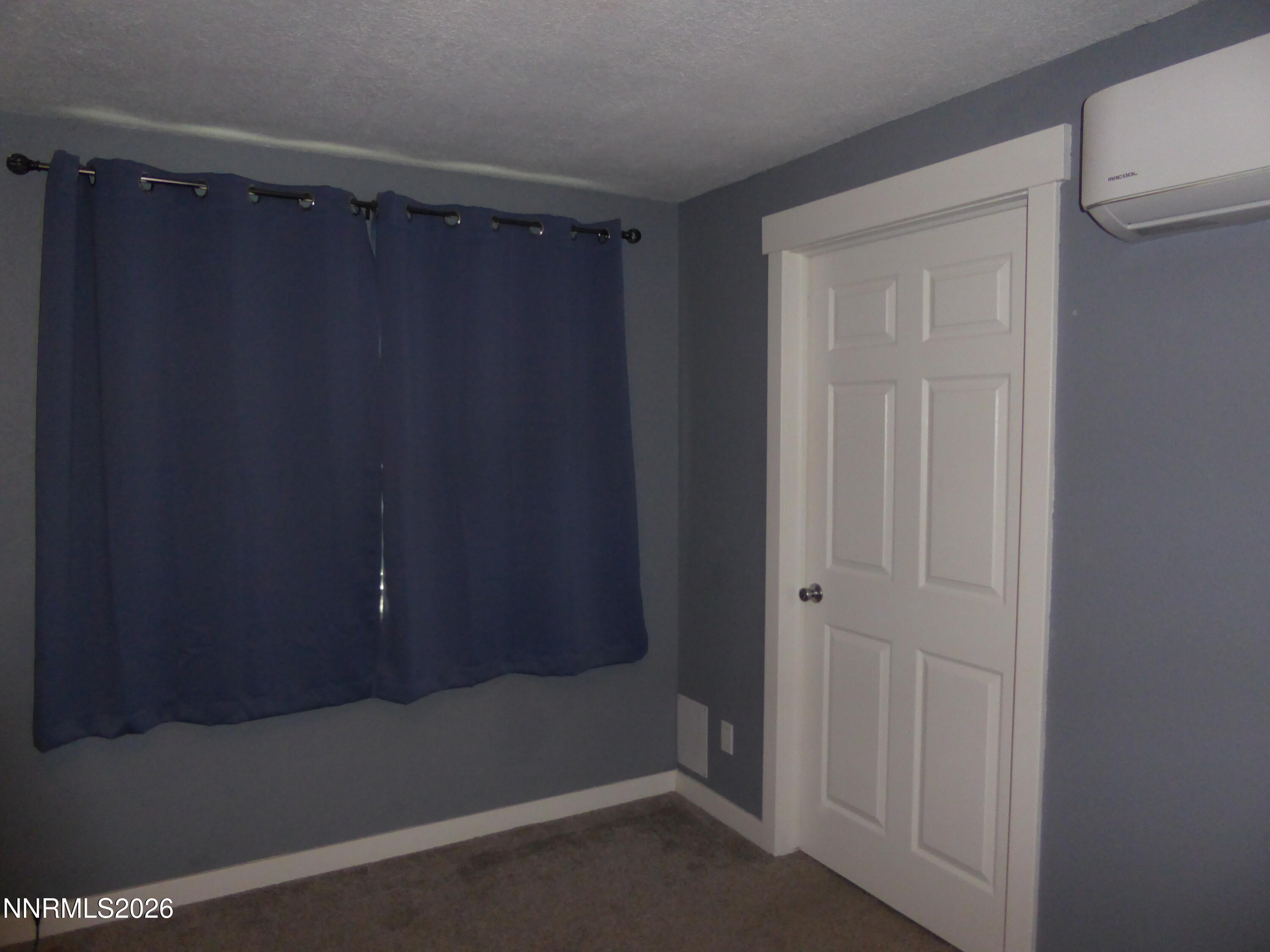 965 E 16th Street Property Photo 21