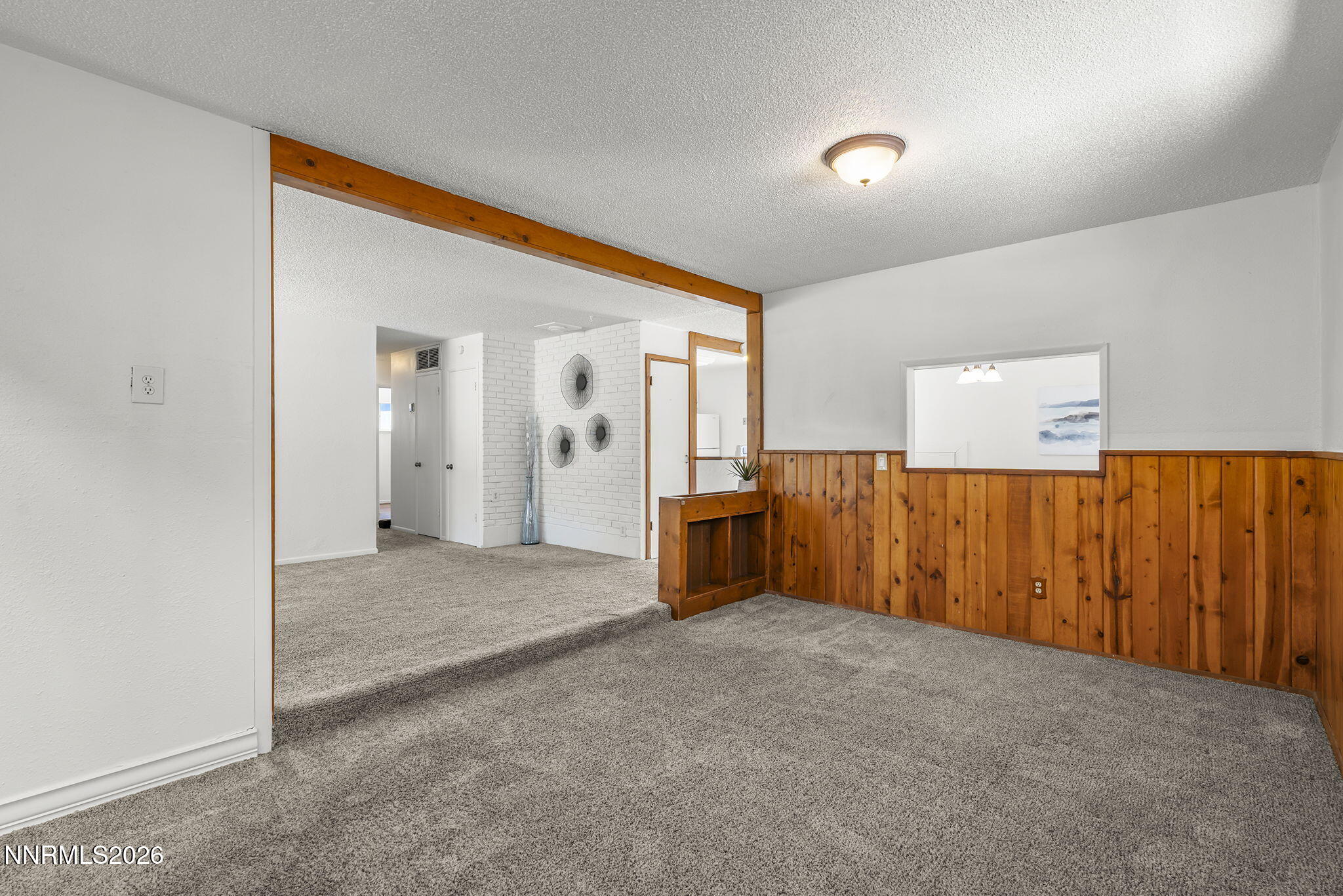 455 E Mclean Way Property Photo 8