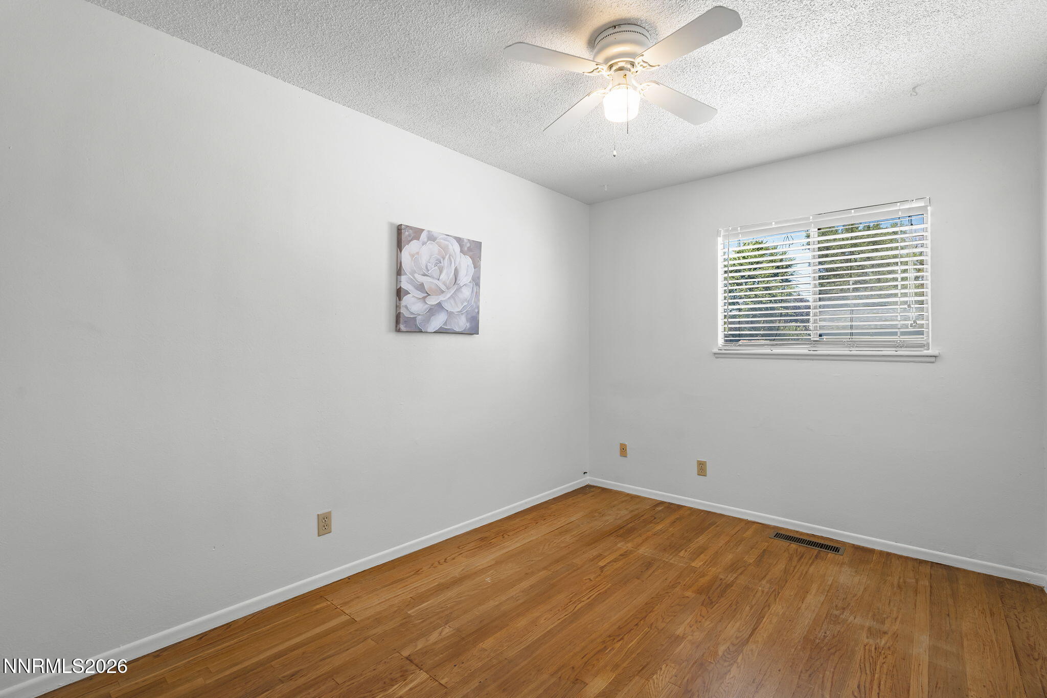 455 E Mclean Way Property Photo 16