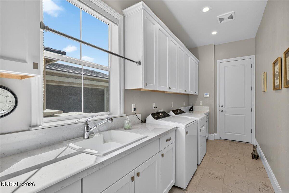 2317 Blushing Rock Drive Property Photo 38