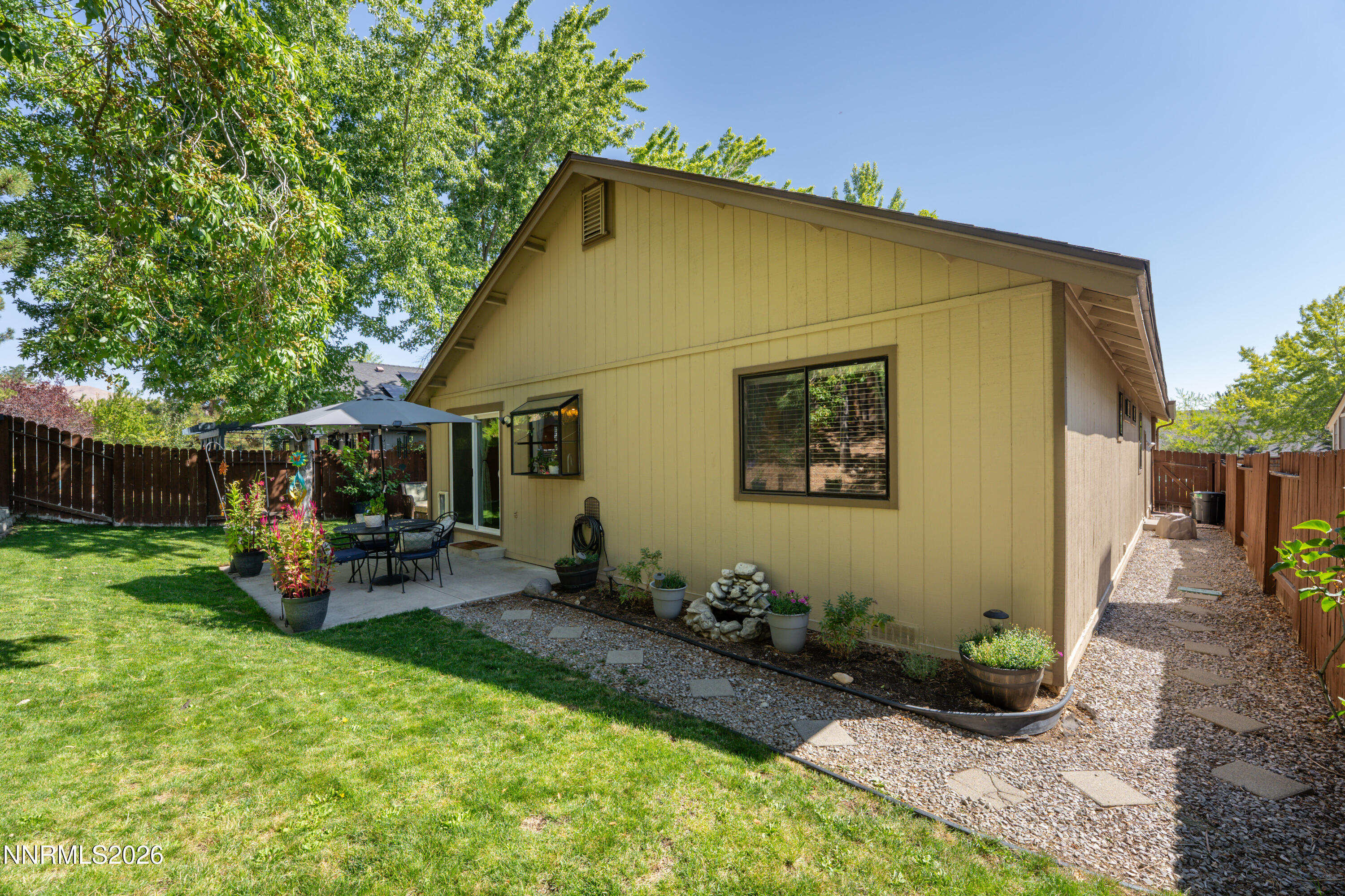 1865 Amarak Way Property Photo 25