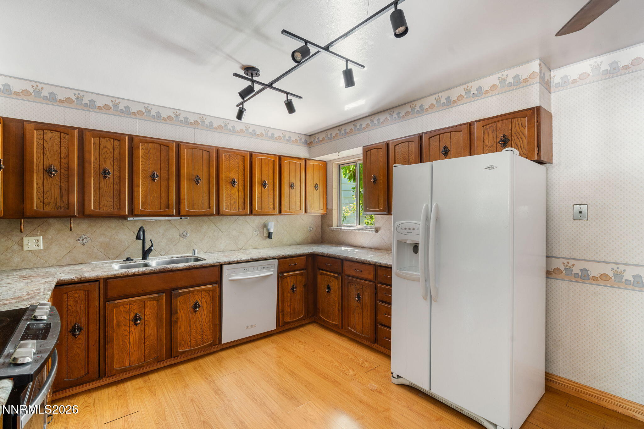 313 Greenbrae Drive Property Photo 18
