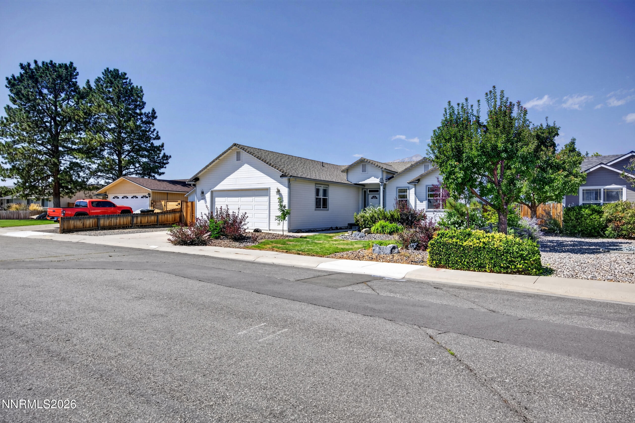1379 Bumblebee Drive Property Photo 4
