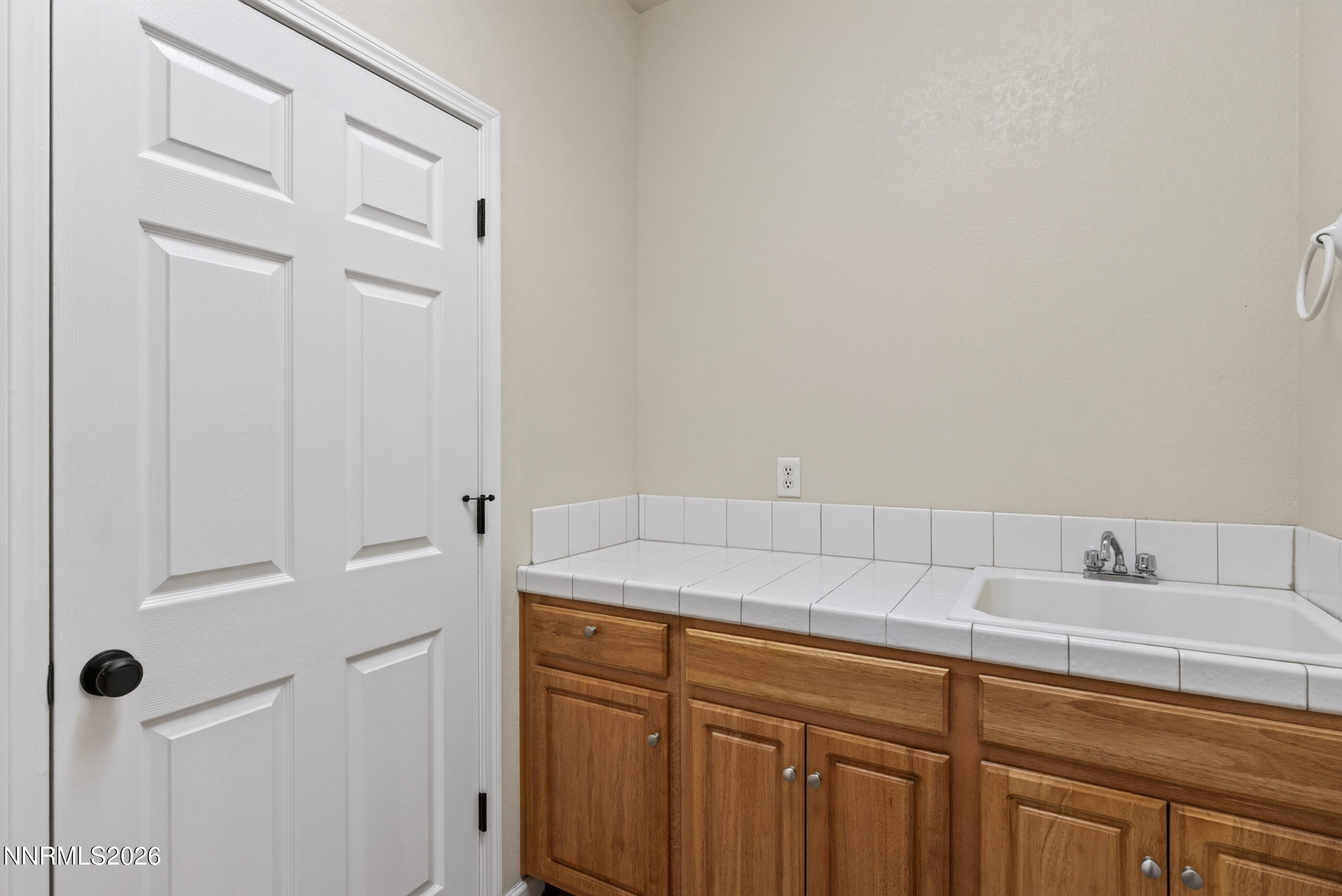 1379 Bumblebee Drive Property Photo 25