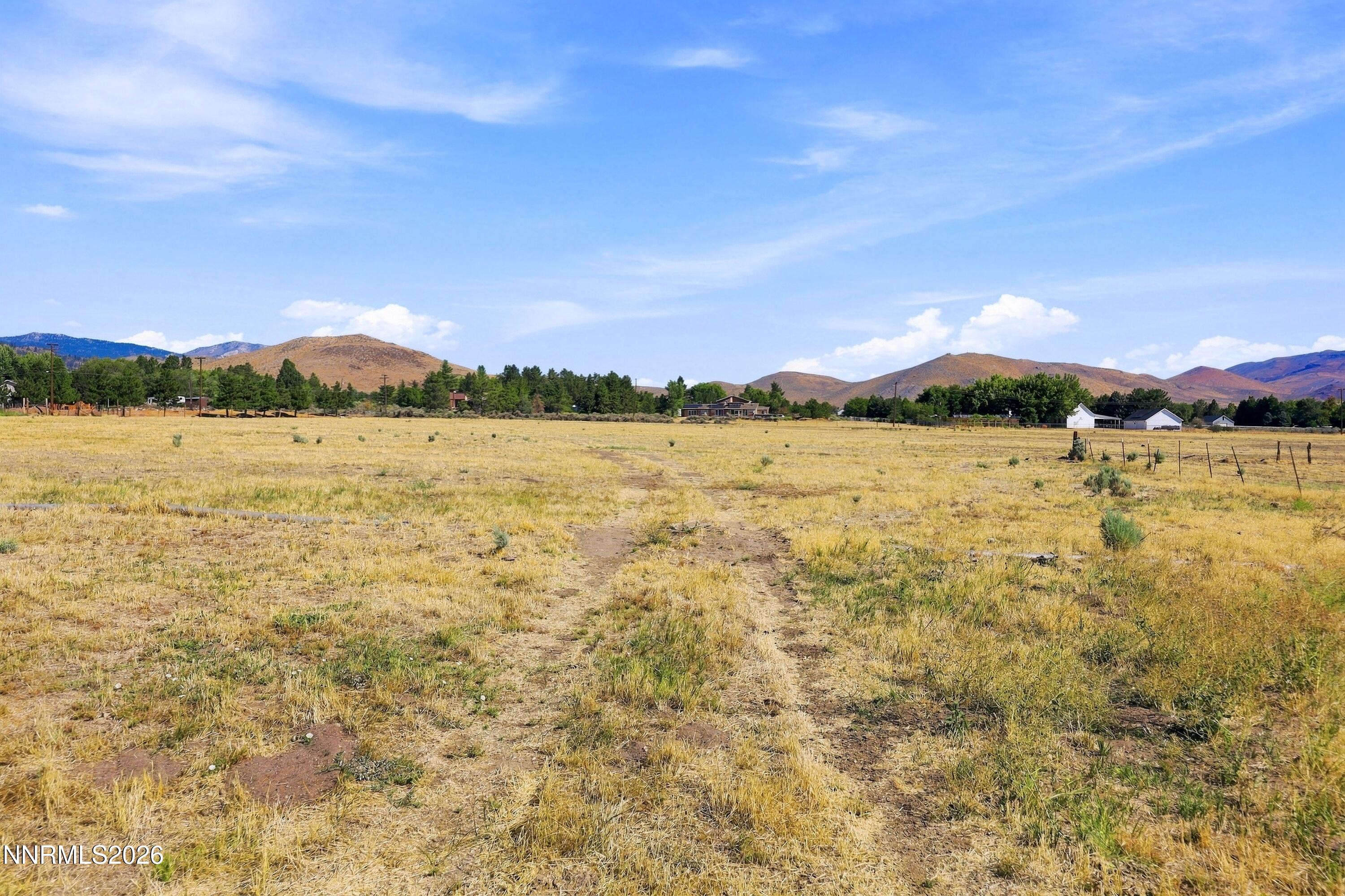 1690 Ash Canyon Road Property Photo 8