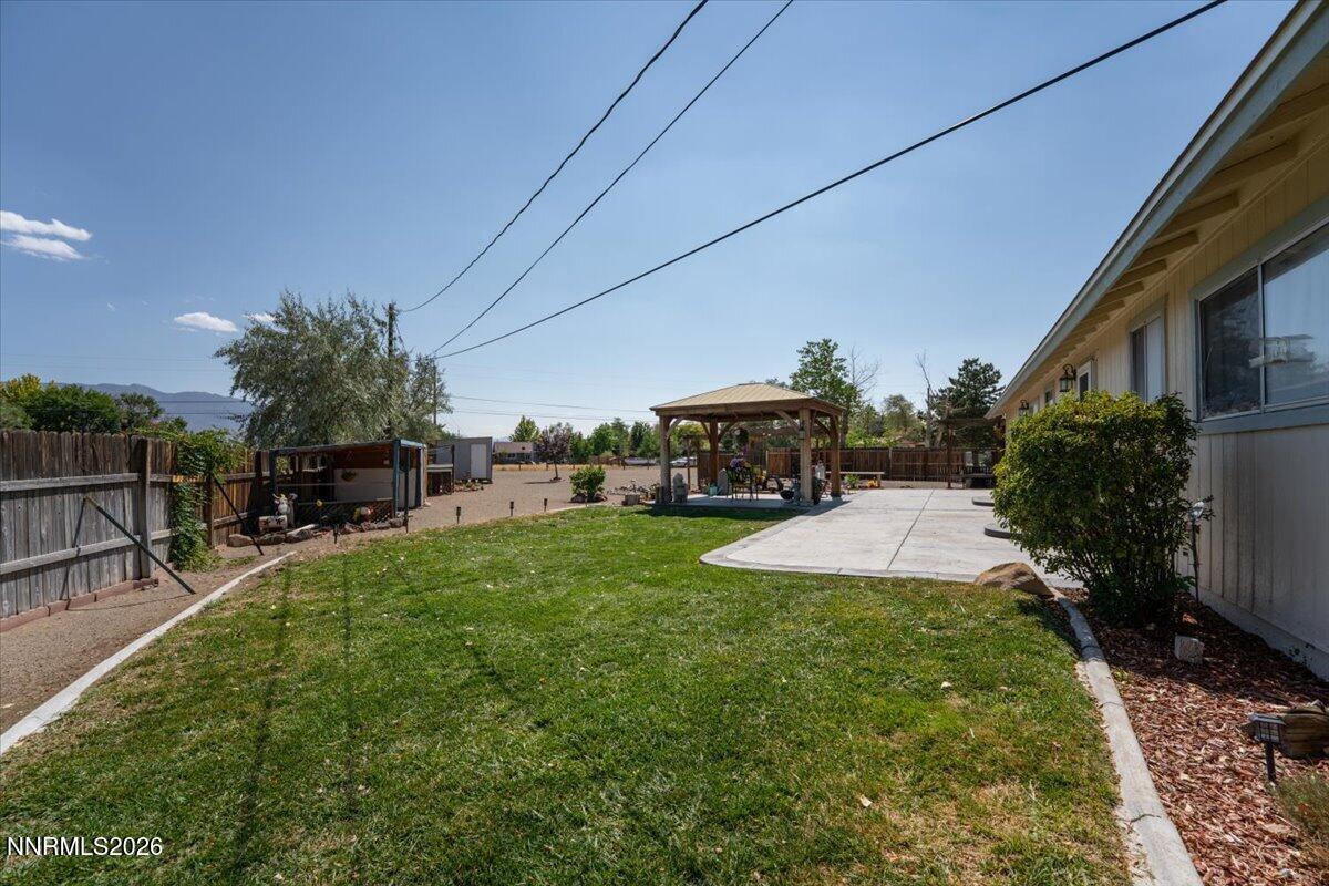 100 Ring Road Property Photo 11