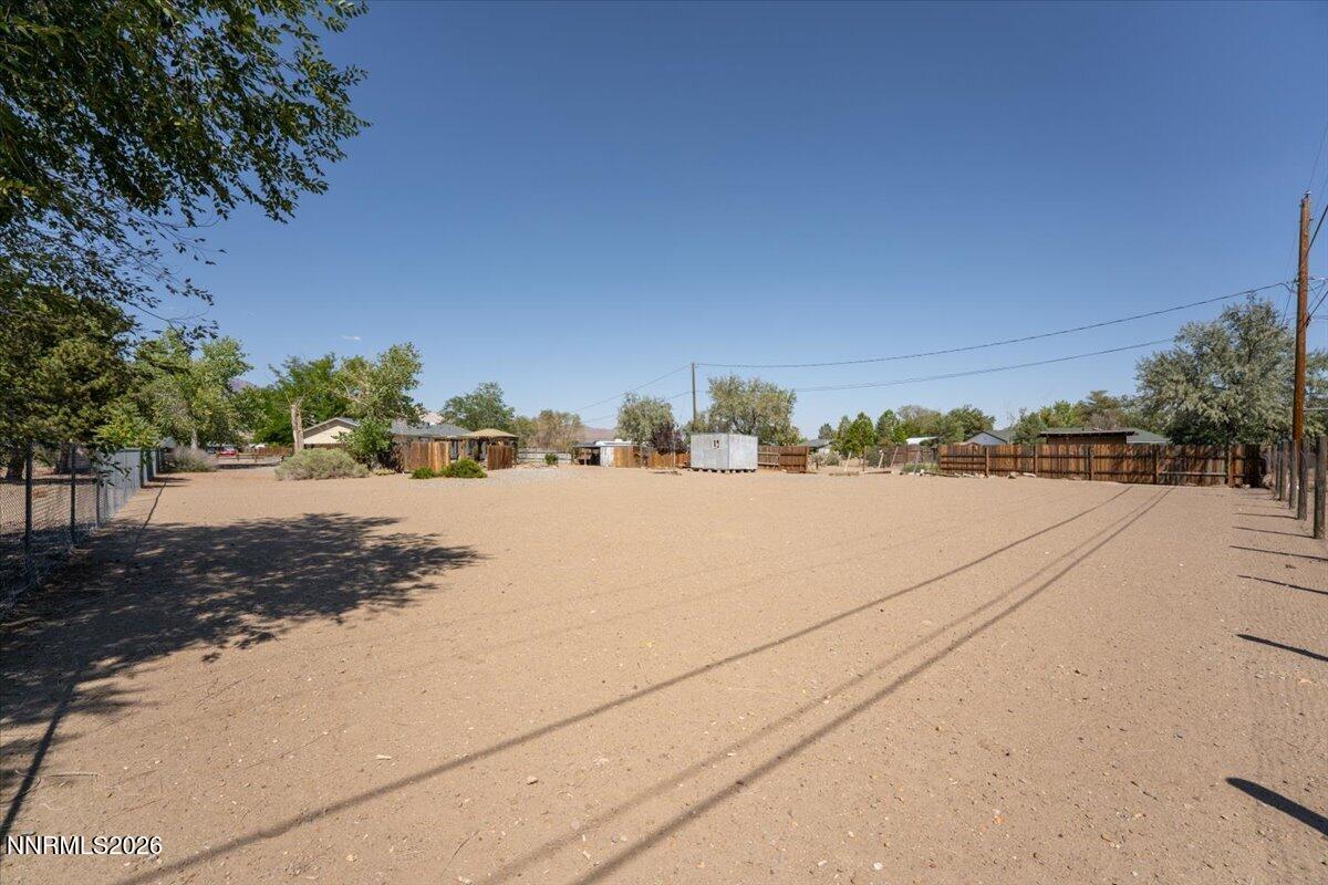 100 Ring Road Property Photo 17