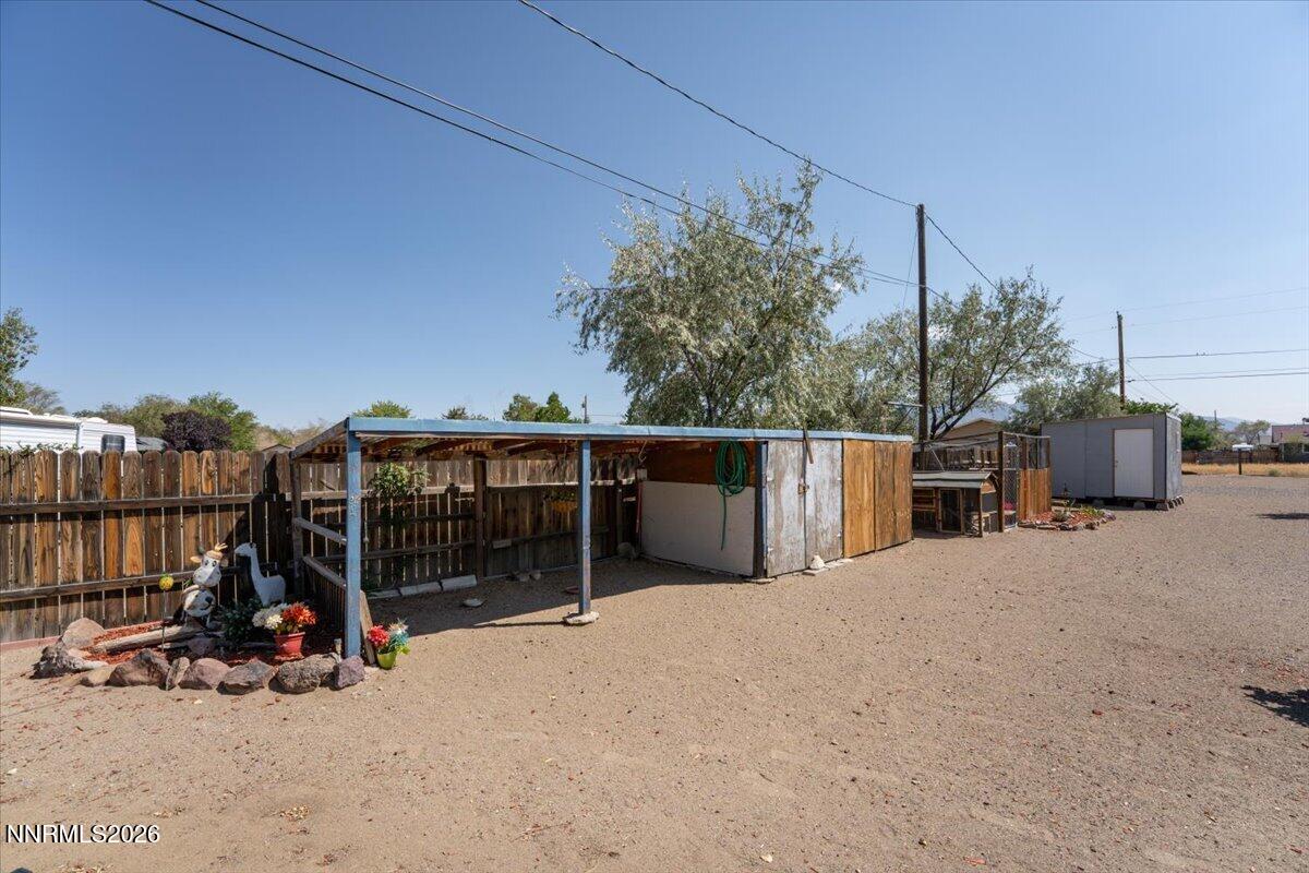 100 Ring Road Property Photo 19