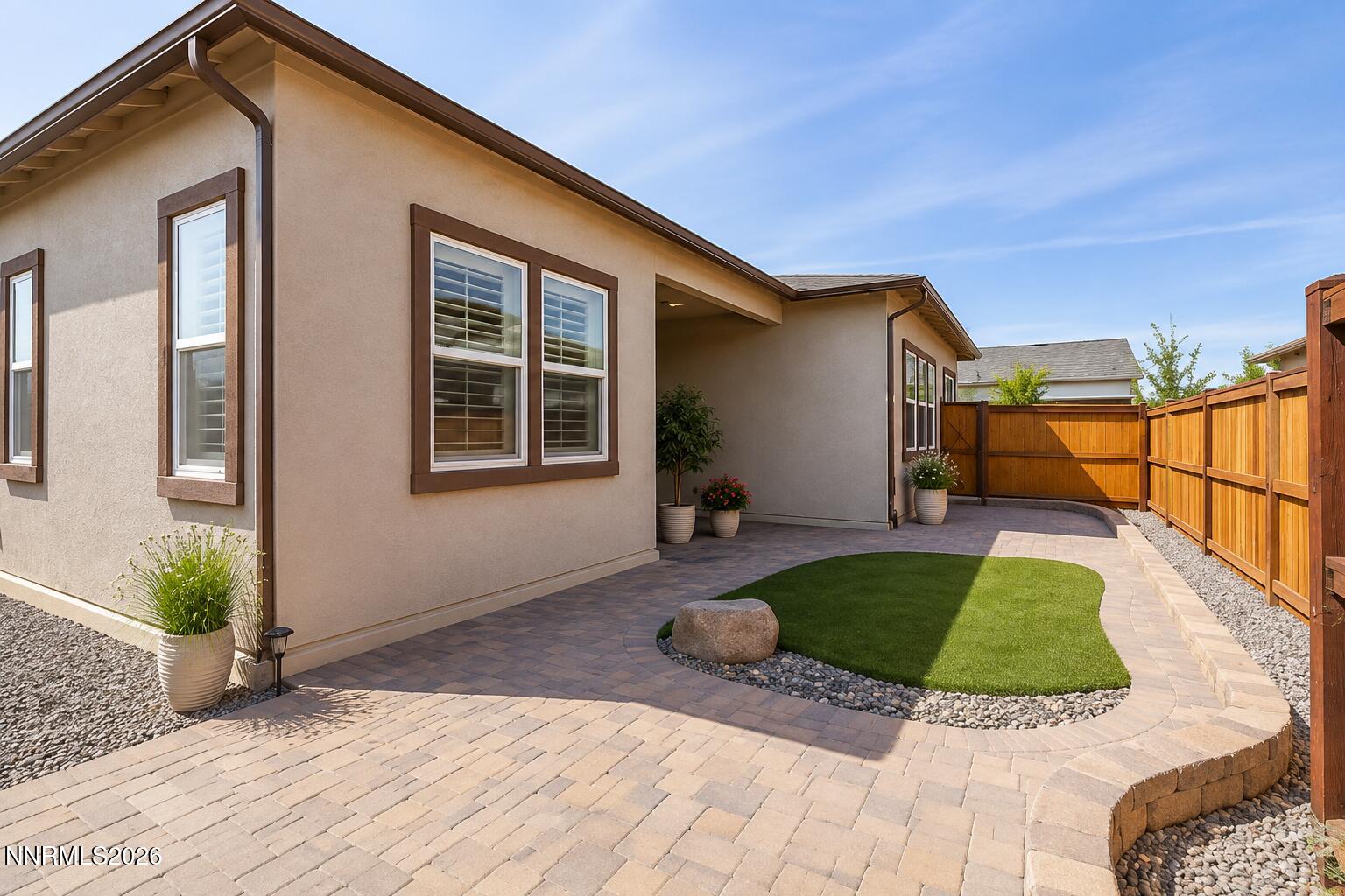 2260 Newberry Way Property Photo 15