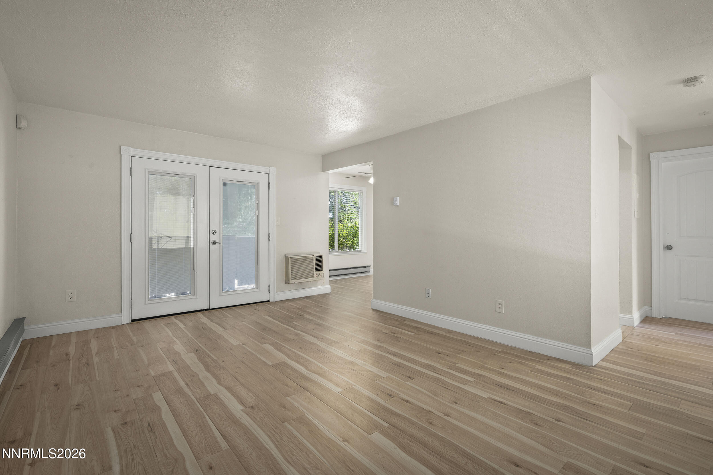 3927 Clear Acre Lane Apt 207 Property Photo 3