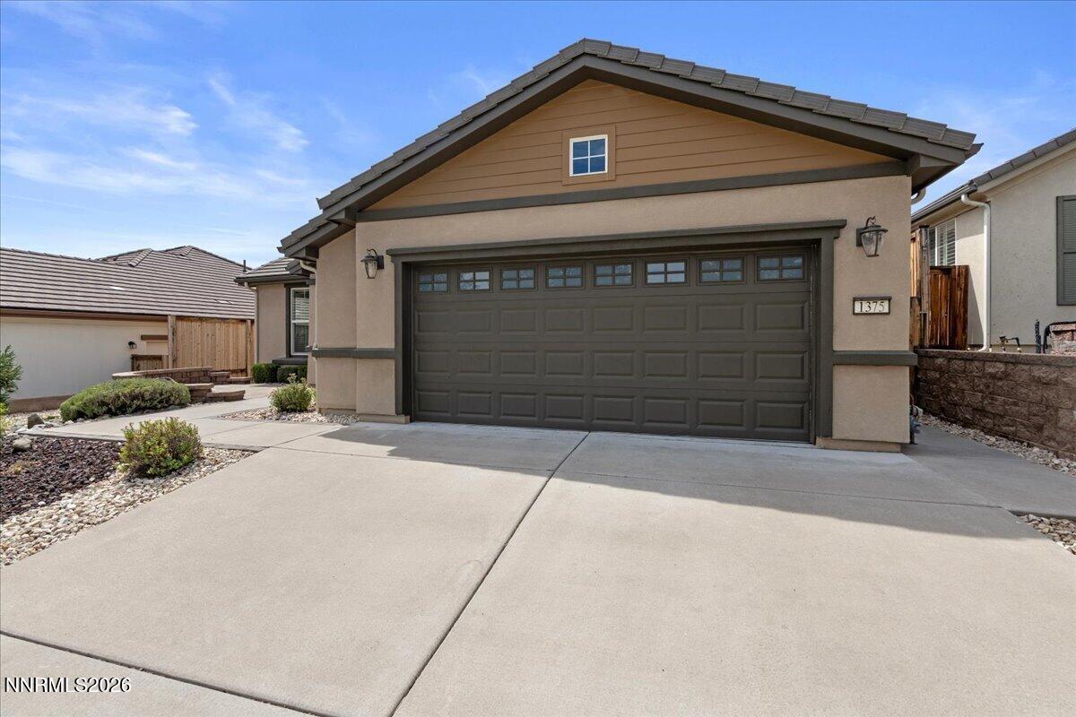 1375 W Del Webb Parkway Property Photo 2