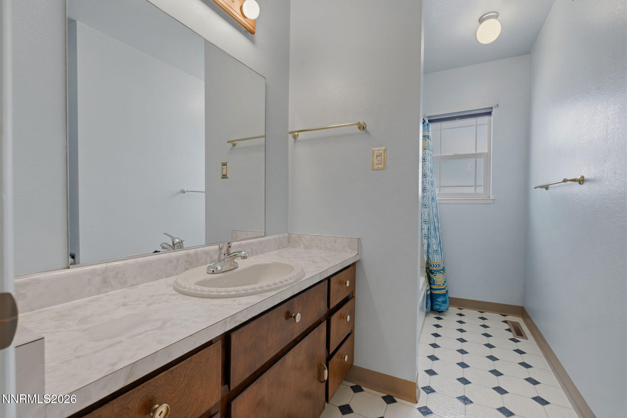 8440 Cassilis Drive Property Photo 18