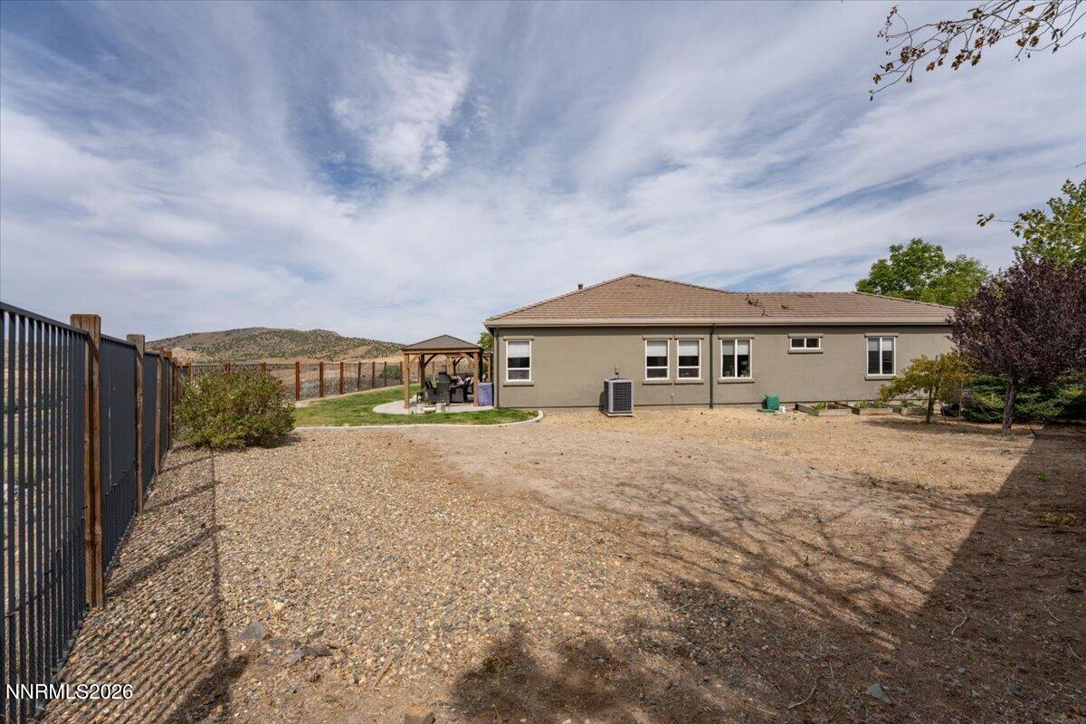 8295 Opal Glen Court Property Photo 27