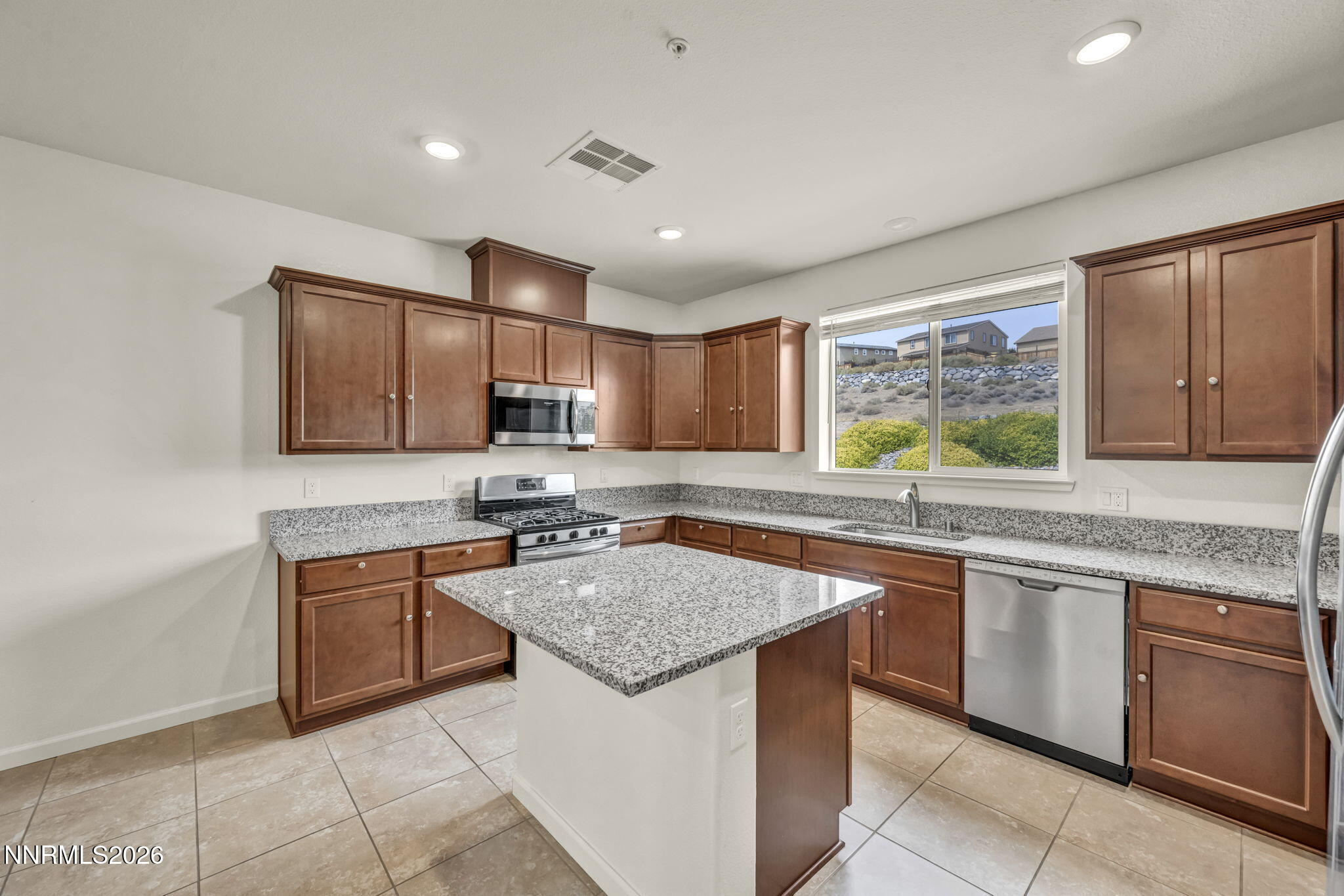 3042 Sterling Ridge Circle Property Photo 8