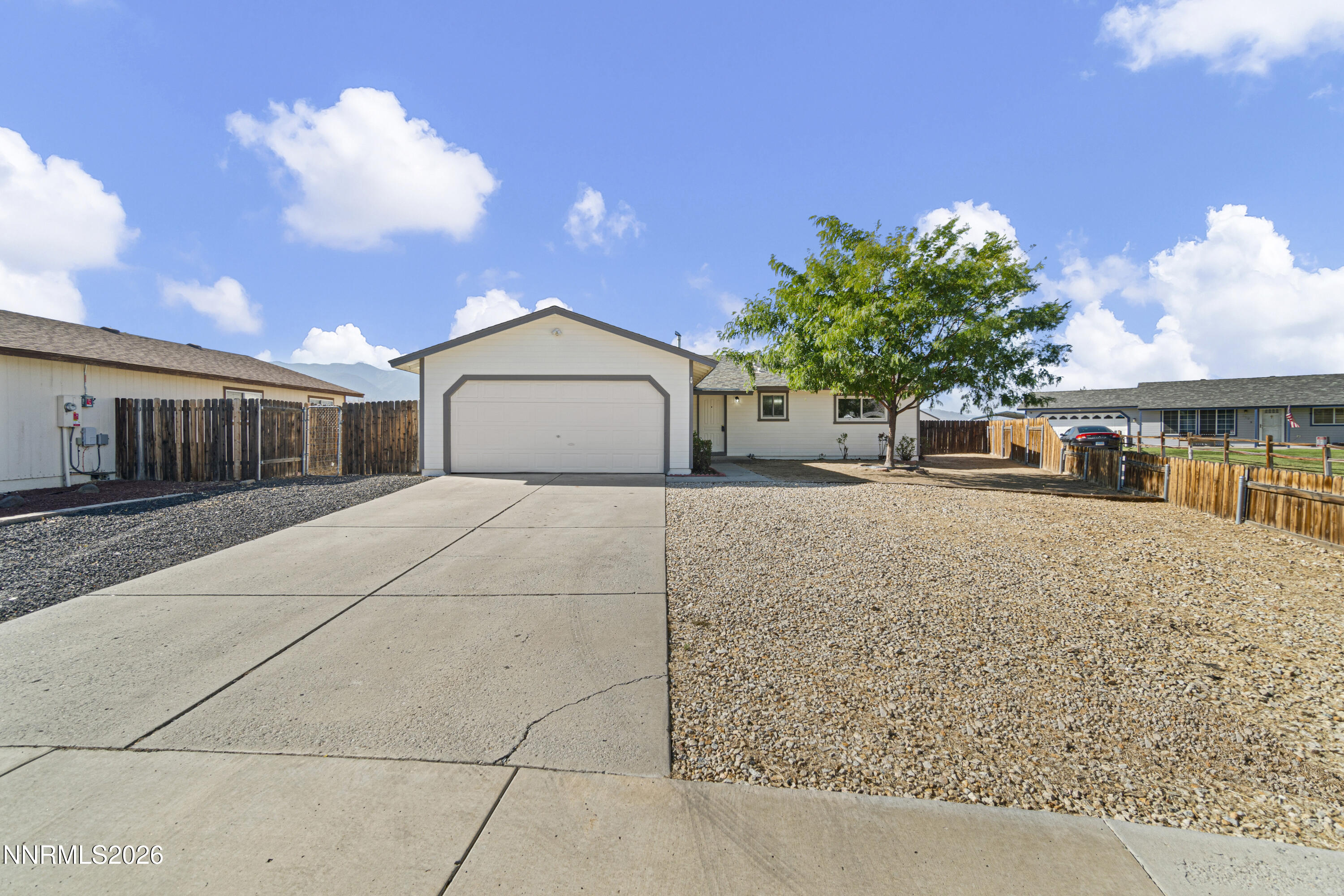 517 Yellow Jacket Road Property Photo 2