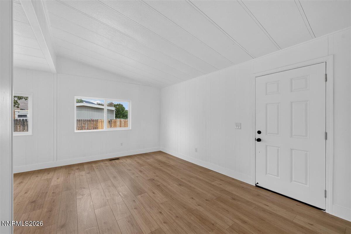 17945 Blackbird Drive Property Photo 7
