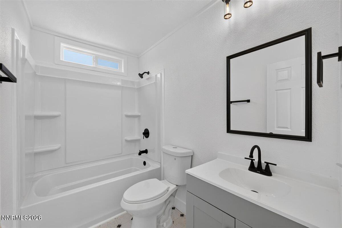17945 Blackbird Drive Property Photo 23