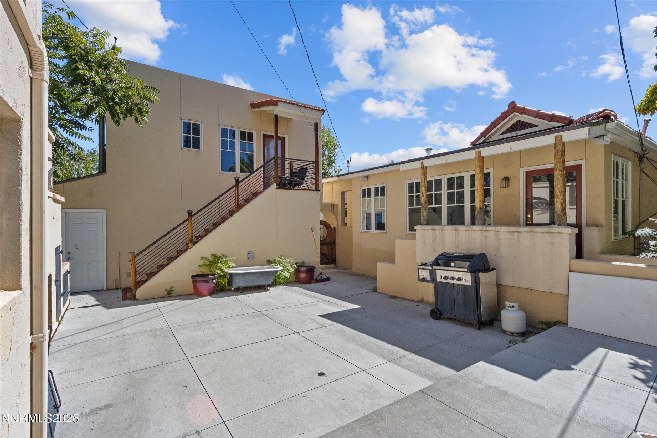 825 La Rue Avenue Property Photo 23