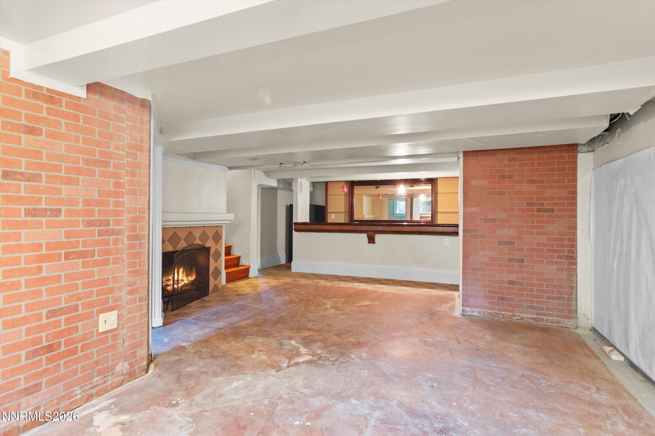 825 La Rue Avenue Property Photo 32