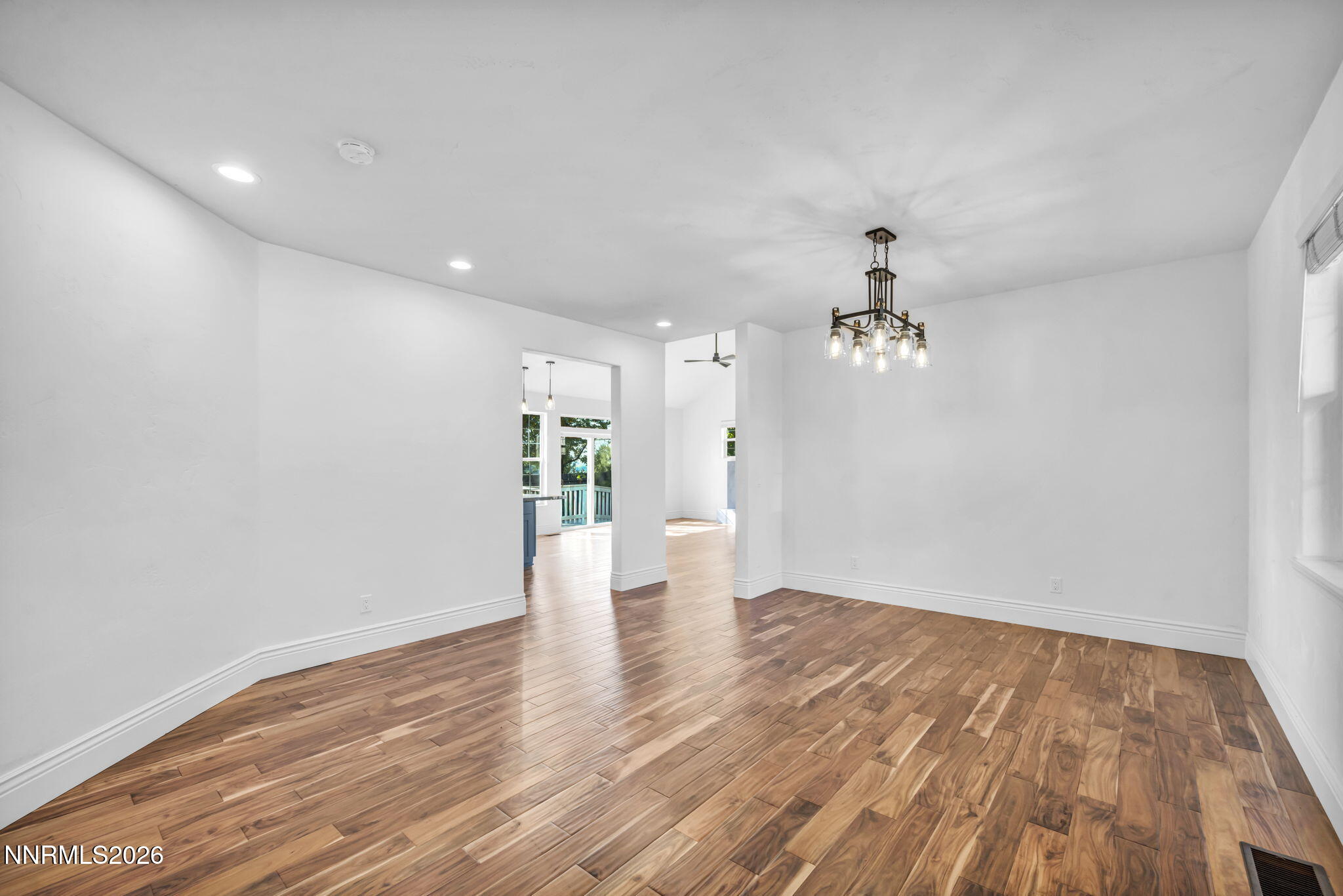 1581 Pinoak Lane Property Photo 25