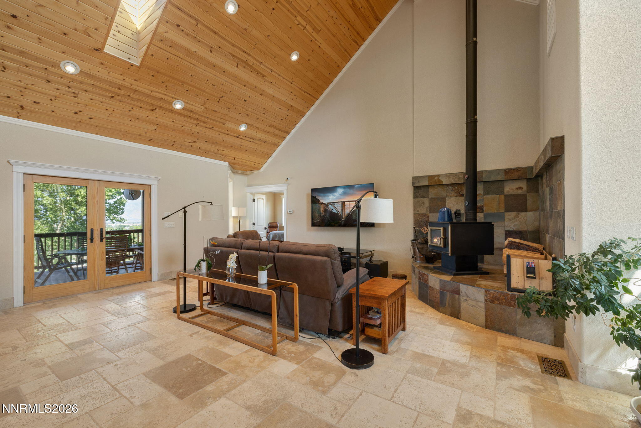 665 Rocking Horse Road Property Photo 3