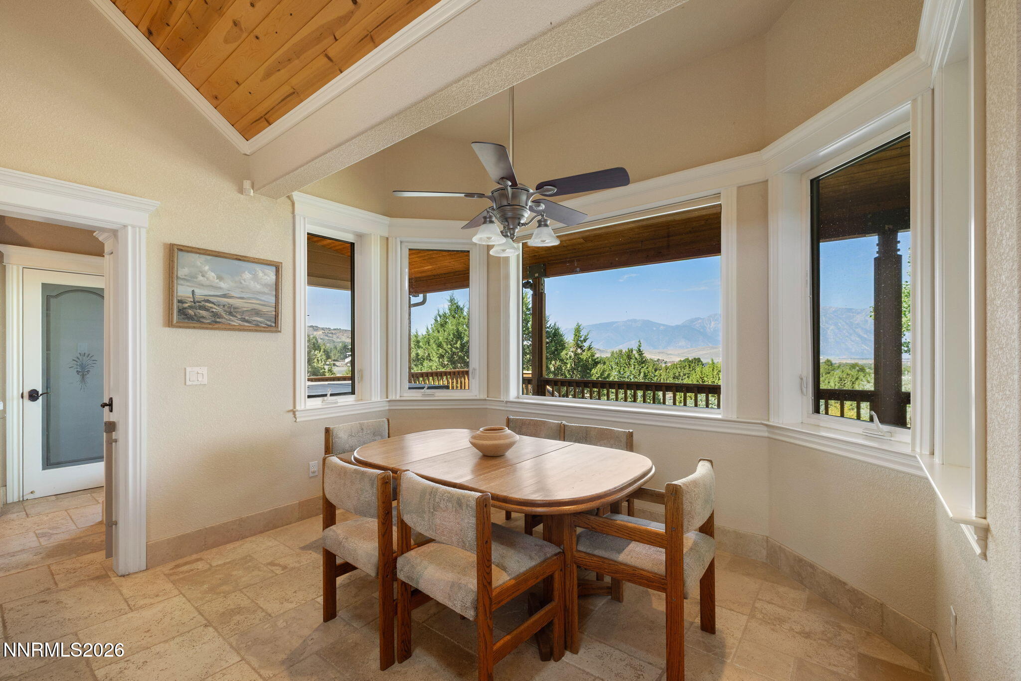 665 Rocking Horse Road Property Photo 12