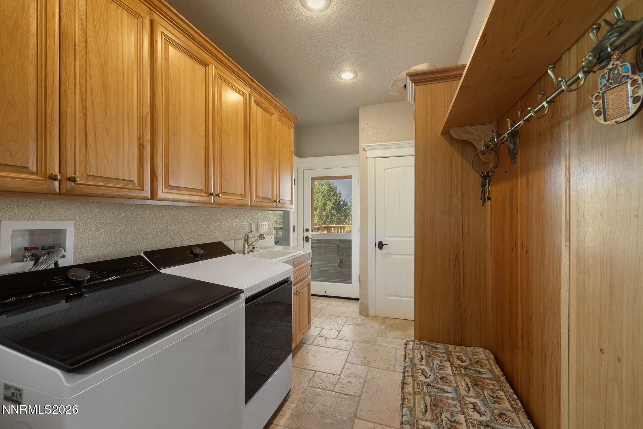 665 Rocking Horse Road Property Photo 29