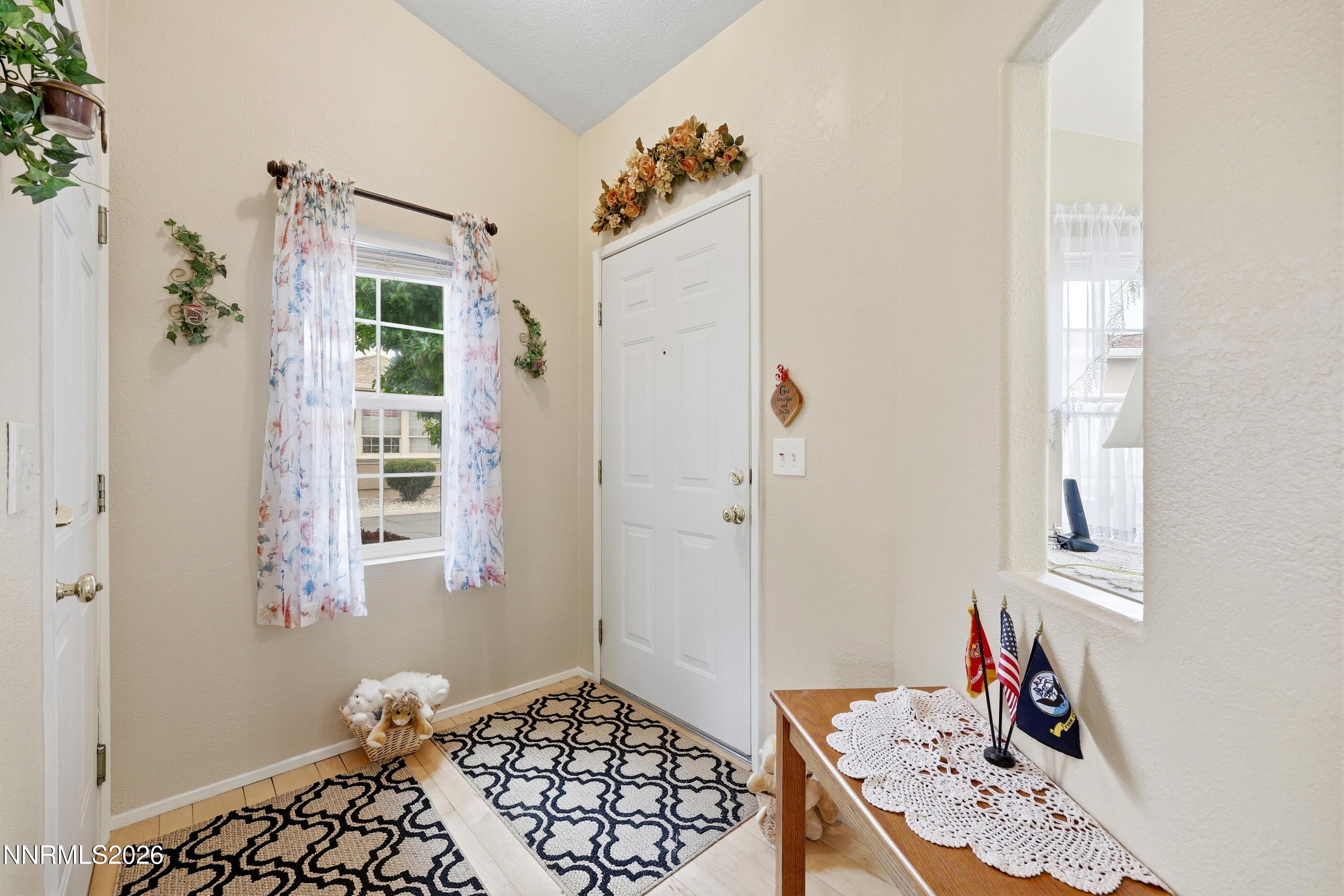 1092 Gambrel Drive Property Photo 8