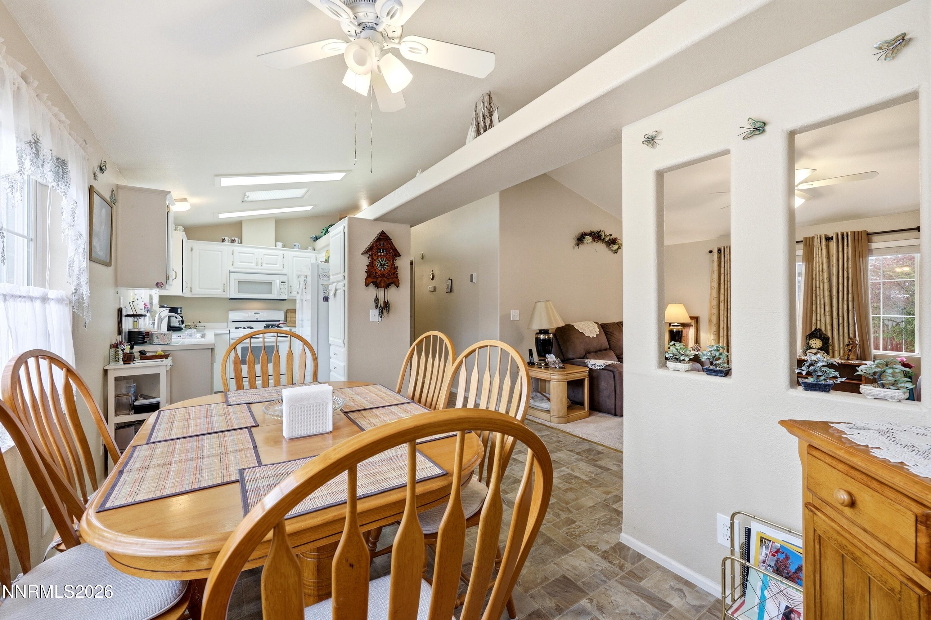 1092 Gambrel Drive Property Photo 14