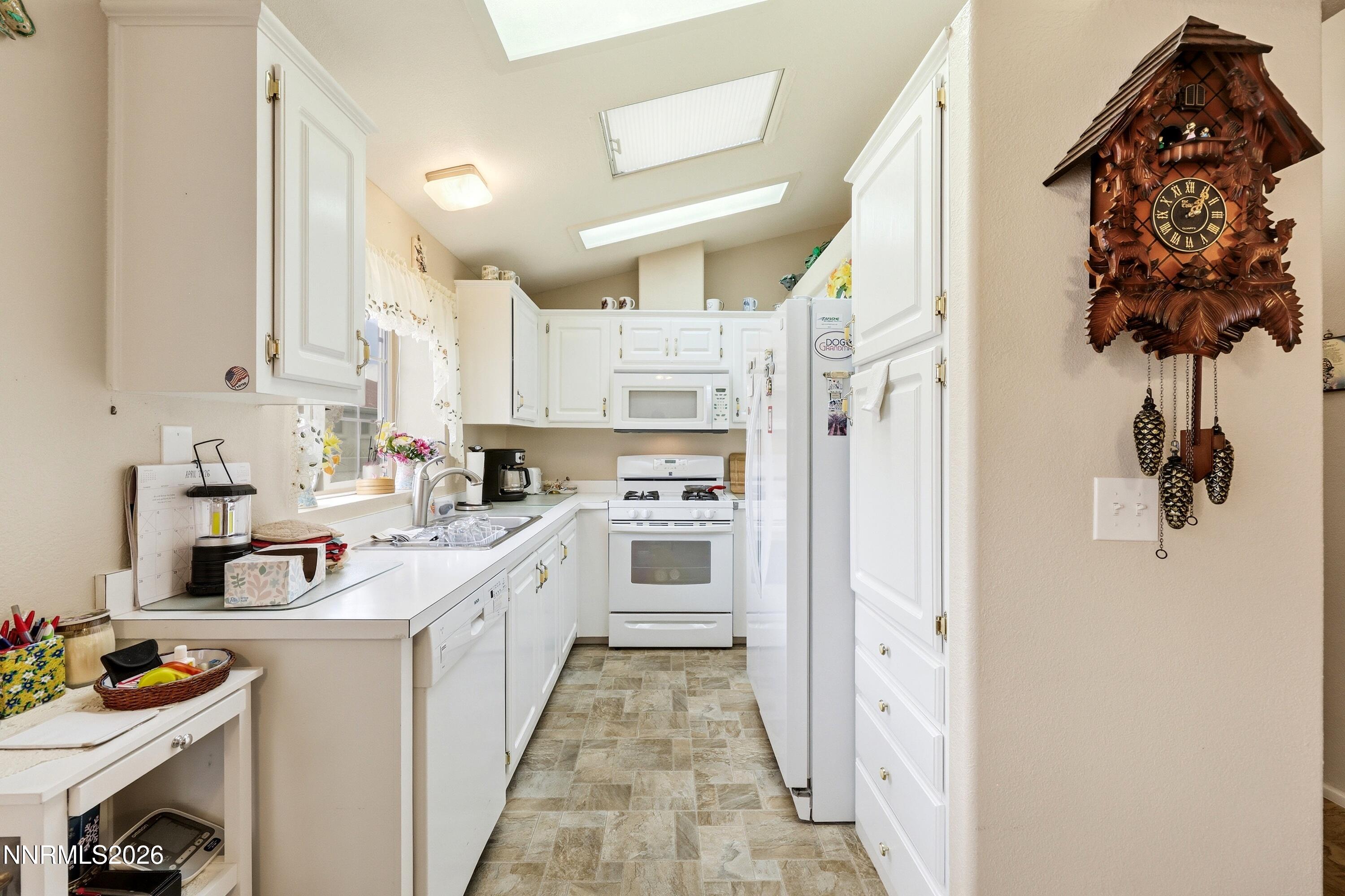 1092 Gambrel Drive Property Photo 15