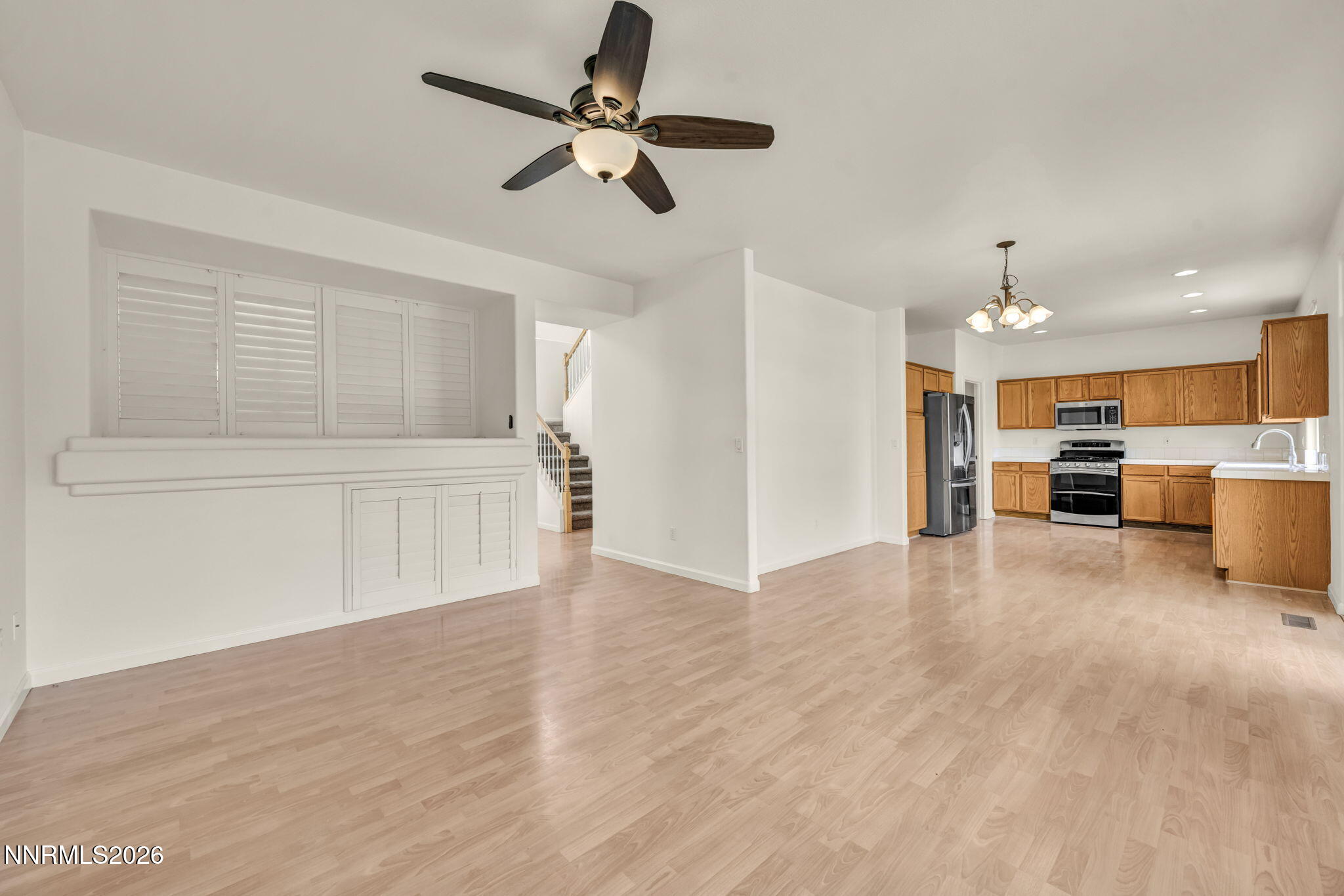 9825 Suncrest Drive Property Photo 13