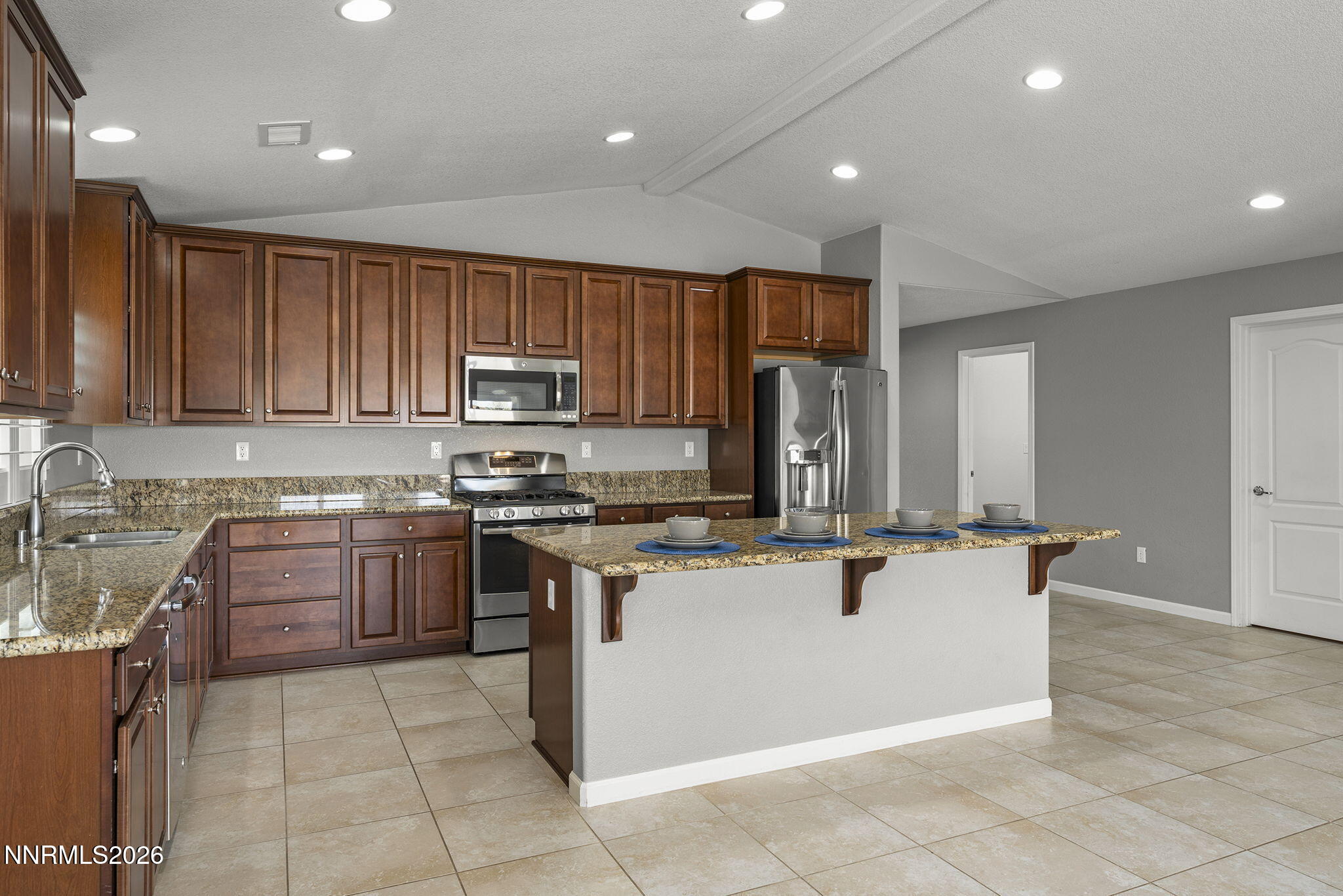 4014 Wisdom Drive Property Photo 6