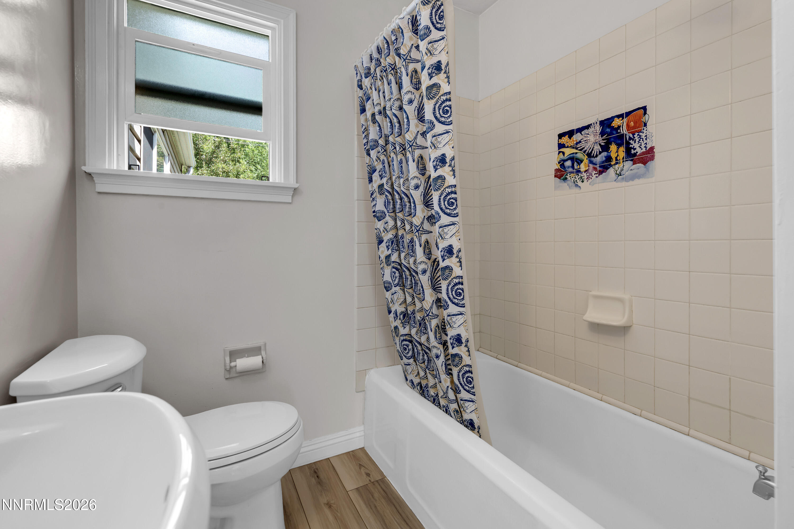 1075 University Terrace Property Photo 9