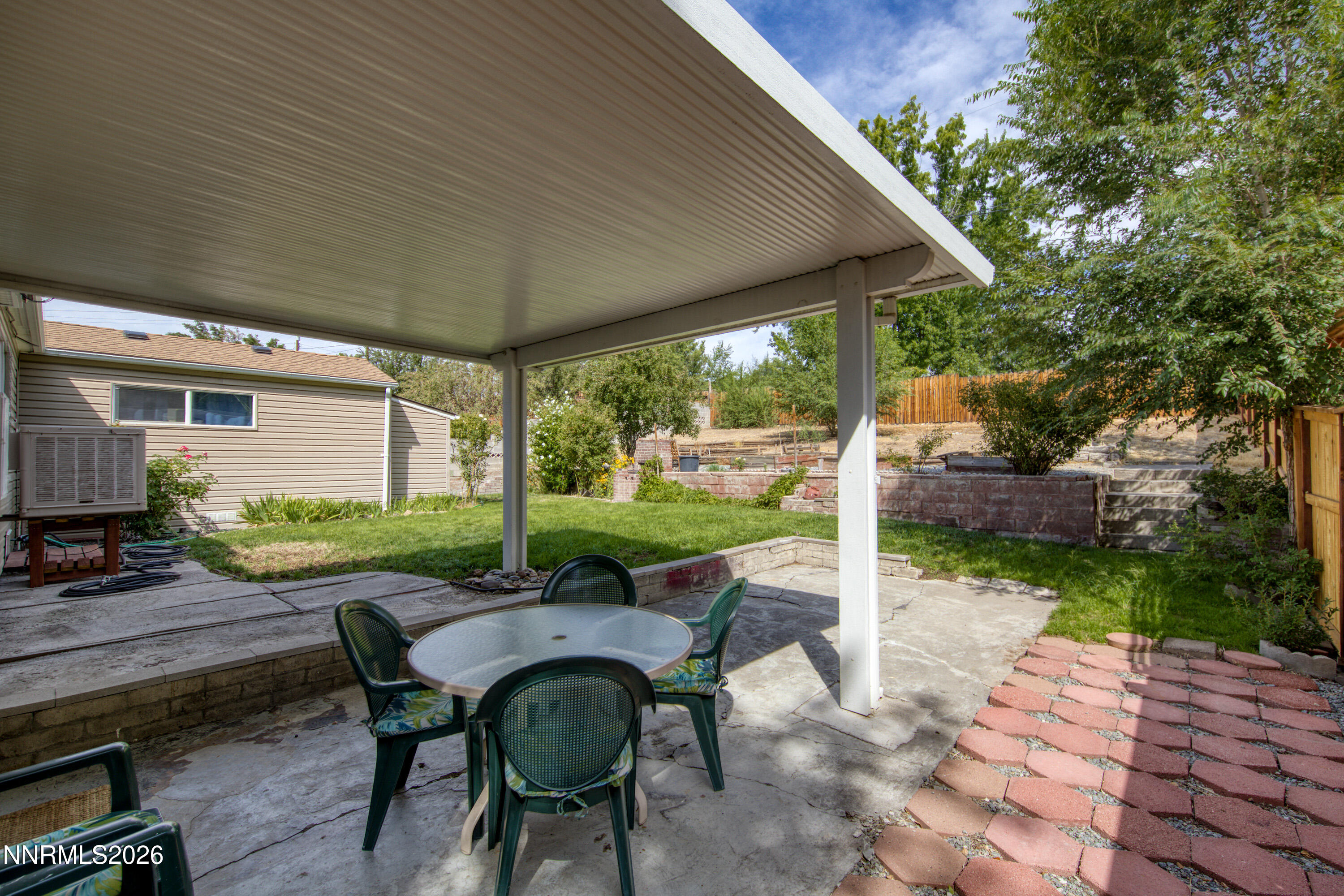 1075 University Terrace Property Photo 19