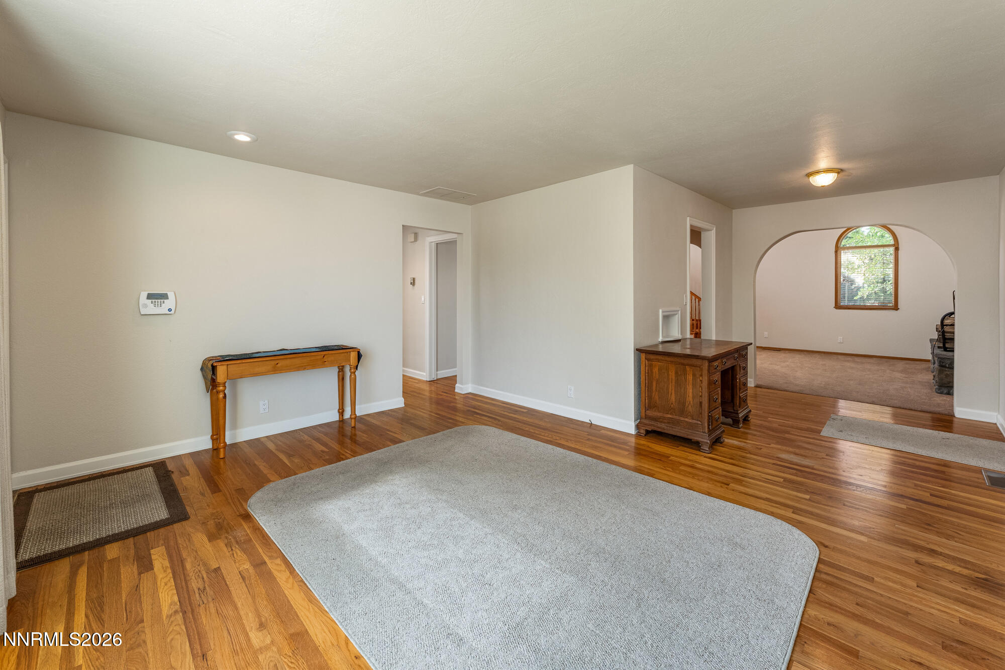 160 South Avenue Property Photo 9