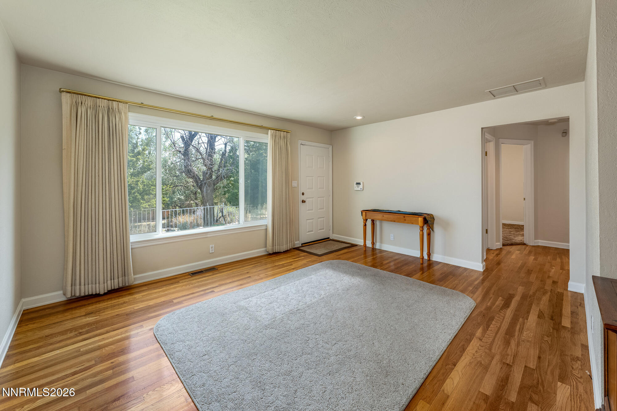 160 South Avenue Property Photo 10