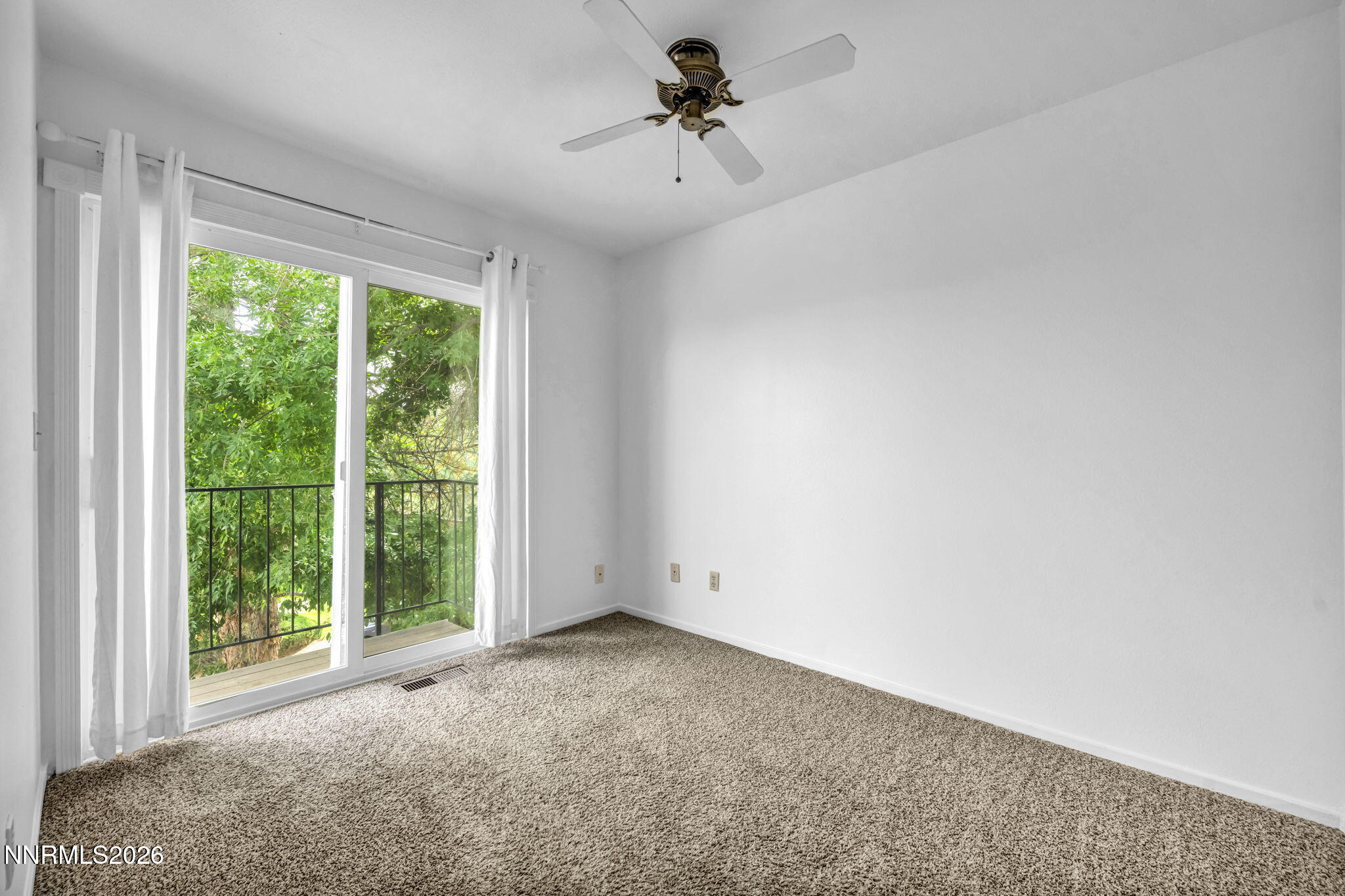 3575 Balboa Drive Property Photo 34