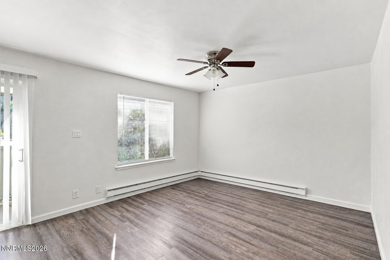 3903 Clear Acre Lane Property Photo 5