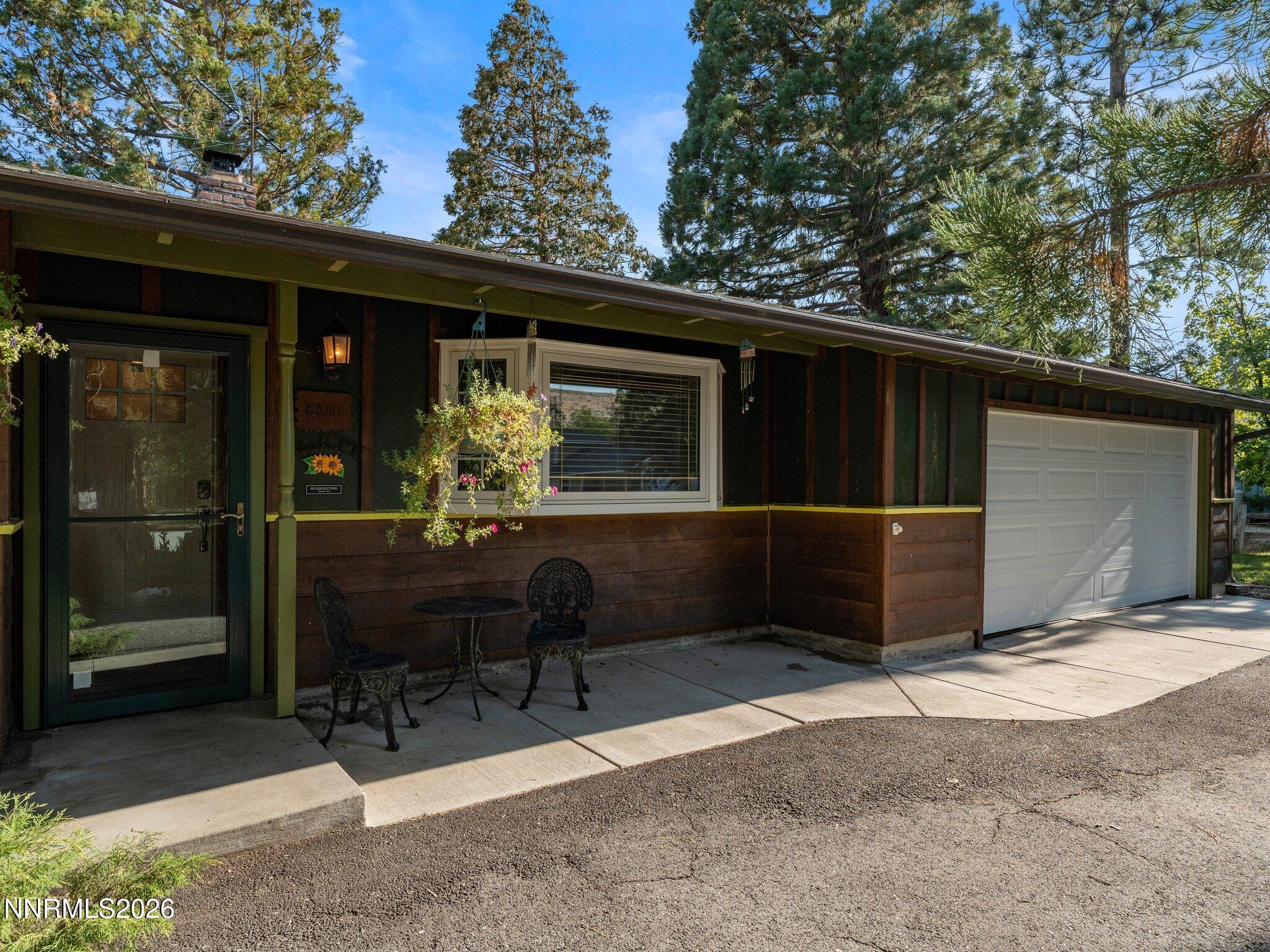 5380 Ambrose Drive Property Photo 1