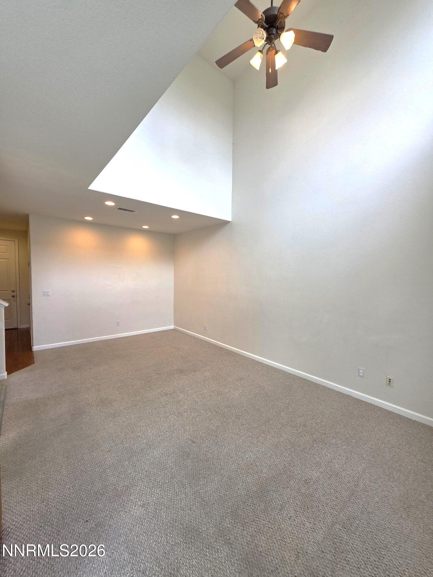 9229 Lone Wolf Circle Property Photo 8