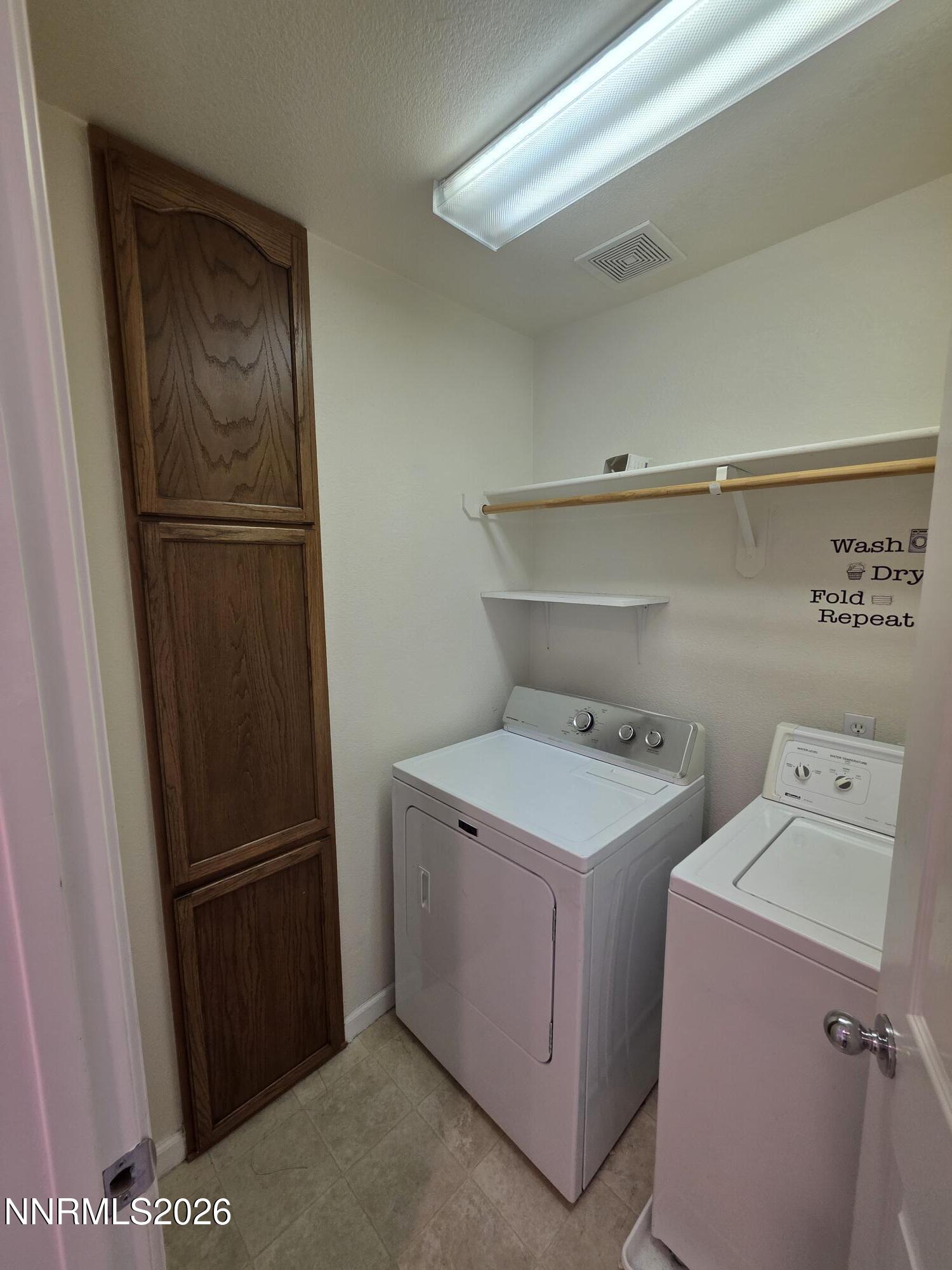 9229 Lone Wolf Circle Property Photo 11